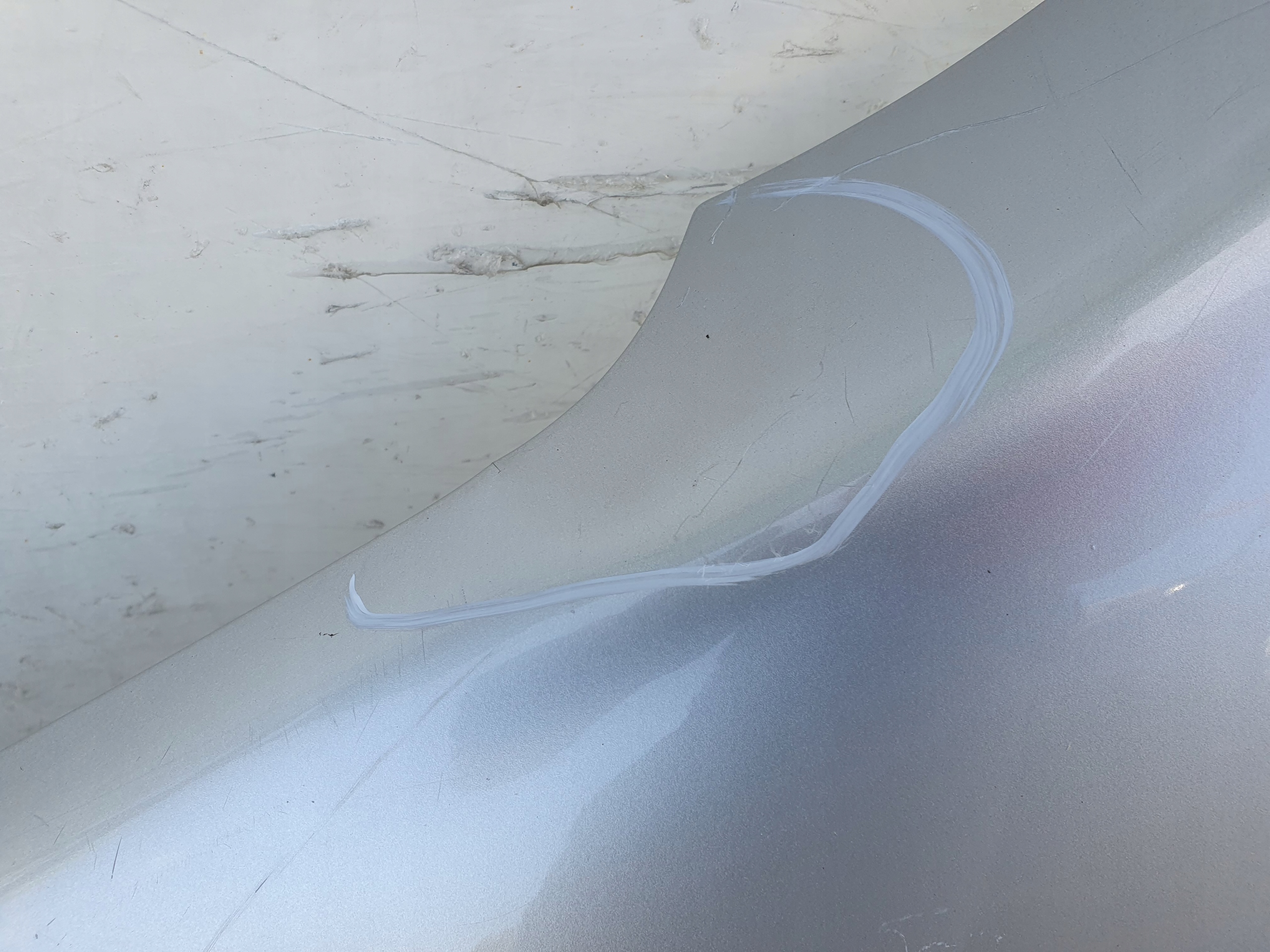 NISSAN QASHQAI J10 ĽAVÝ PREDNÝ BLATNÍK
