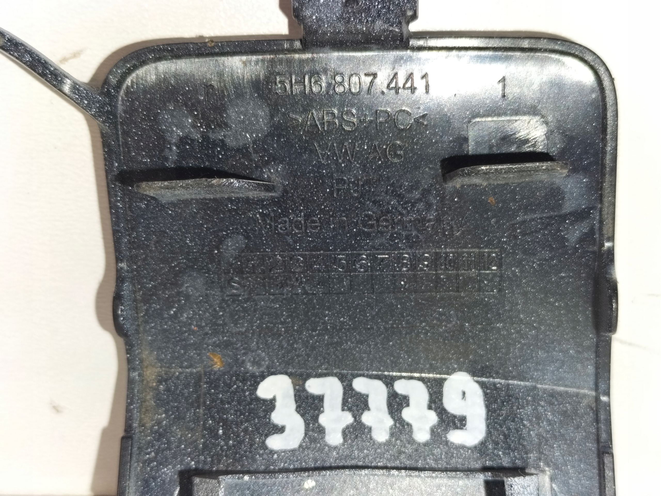 KRYTKA ZADNÉHO NÁRAZNÍKA VW GOLF 8 VIII 20- HB