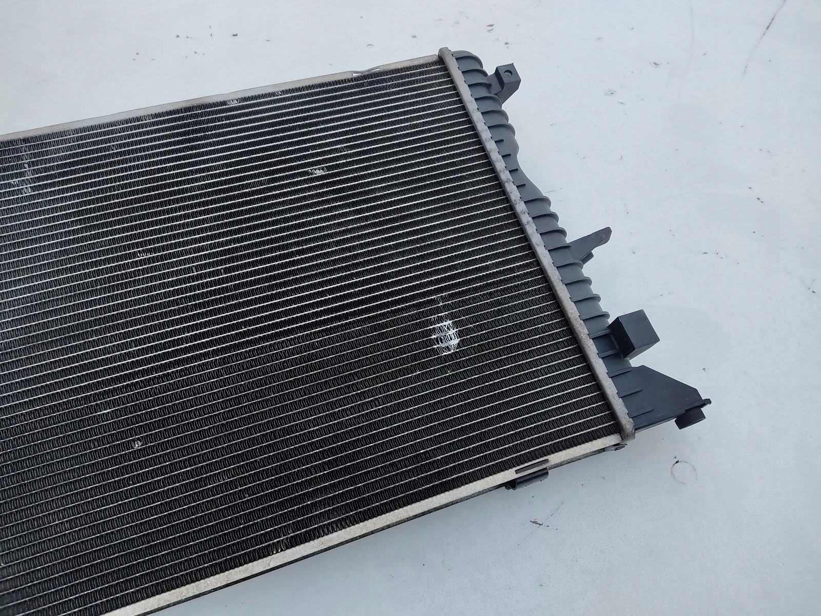 CHLADIC VODY LAND ROVER DEFENDER 2.4 TDCI 7H128T000AB 7H128T000 2007-2014