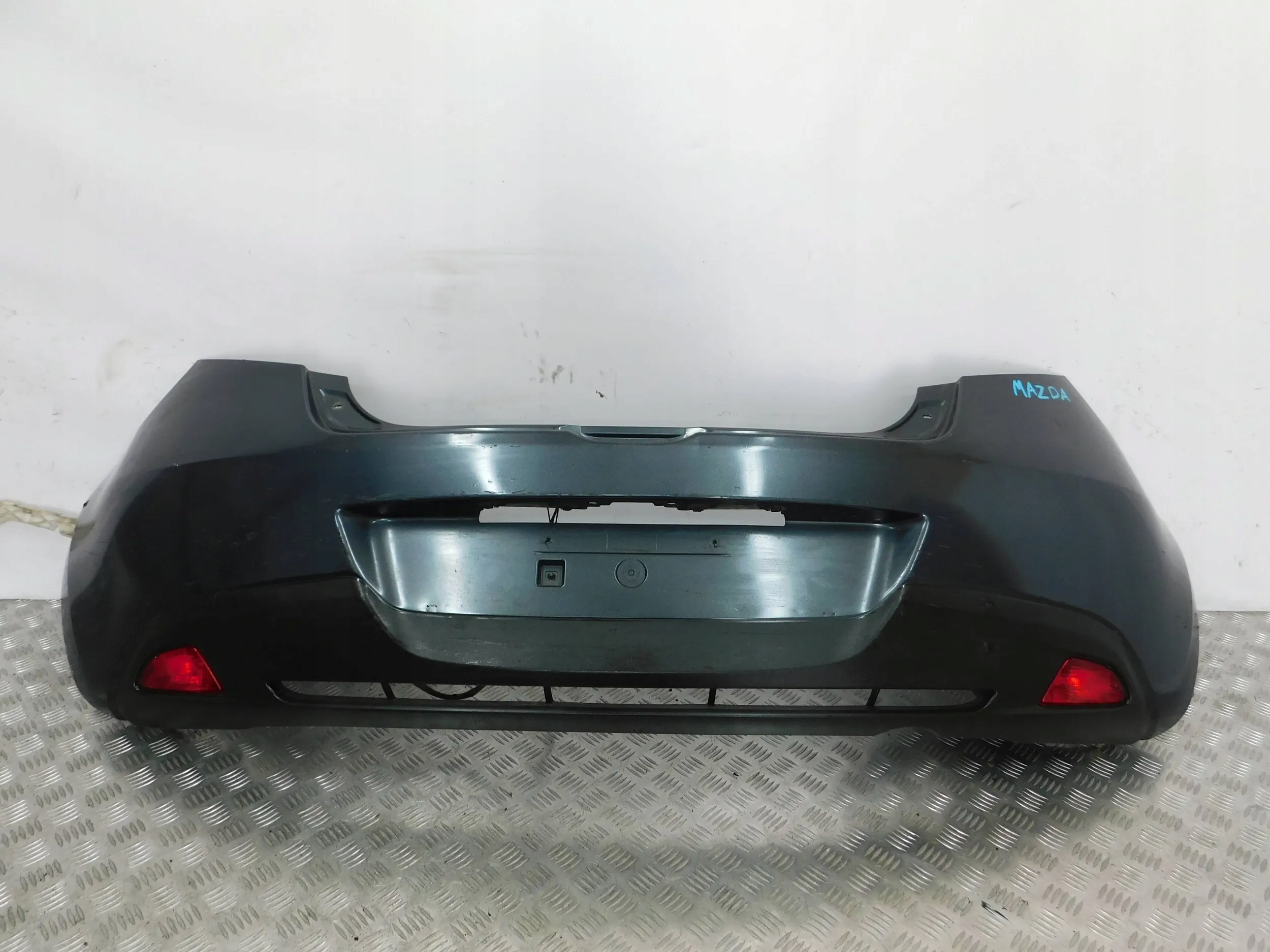 ZADNÝ NÁRAZNÍK MAZDA 2 DE 07-