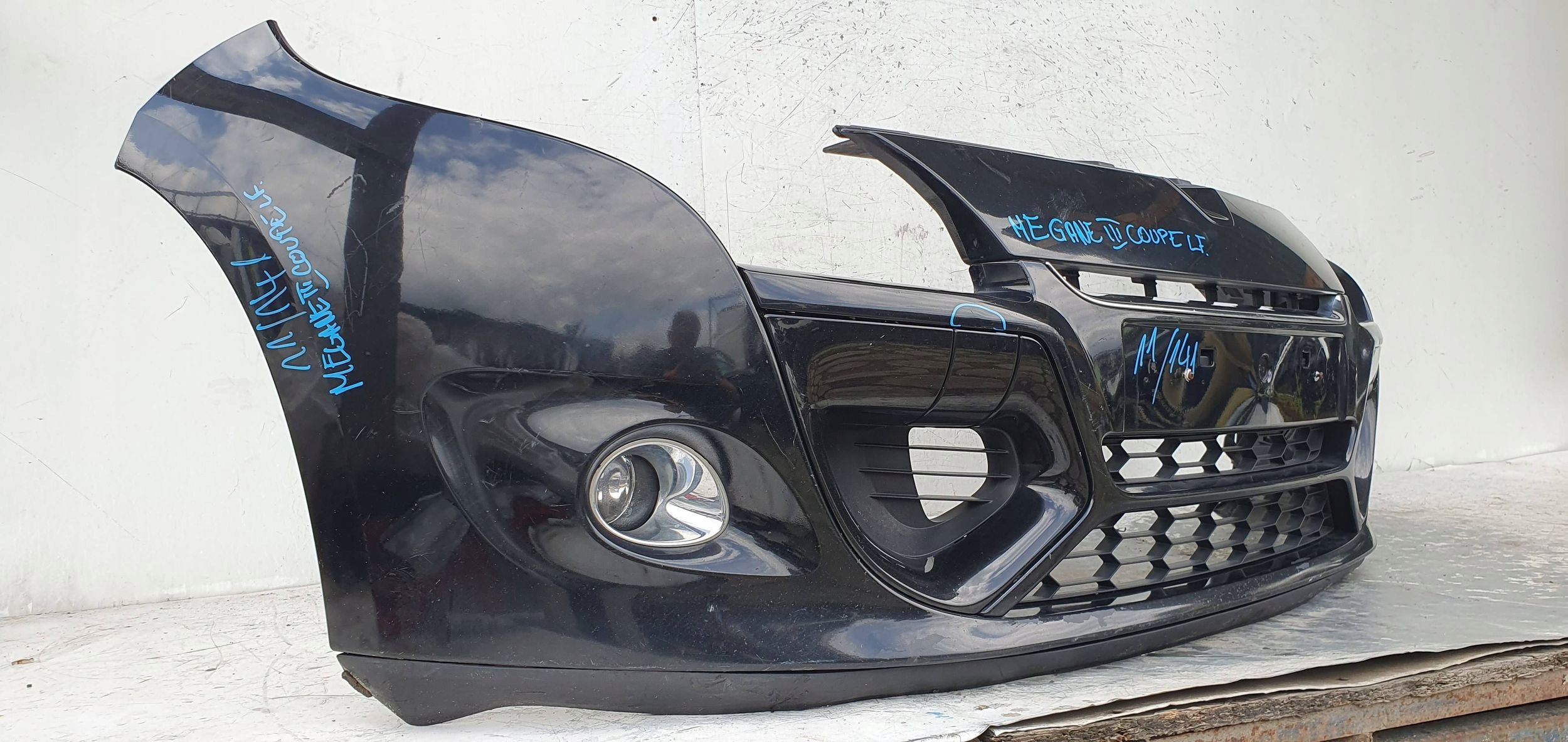 Renault Megane III 3 LIFT COUPE PREDNÝ NÁRAZNÍK 620228999r