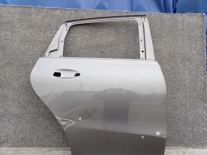 MERCEDES W247 247 B-KLASA 18- PRAVE ZADNE DVERE