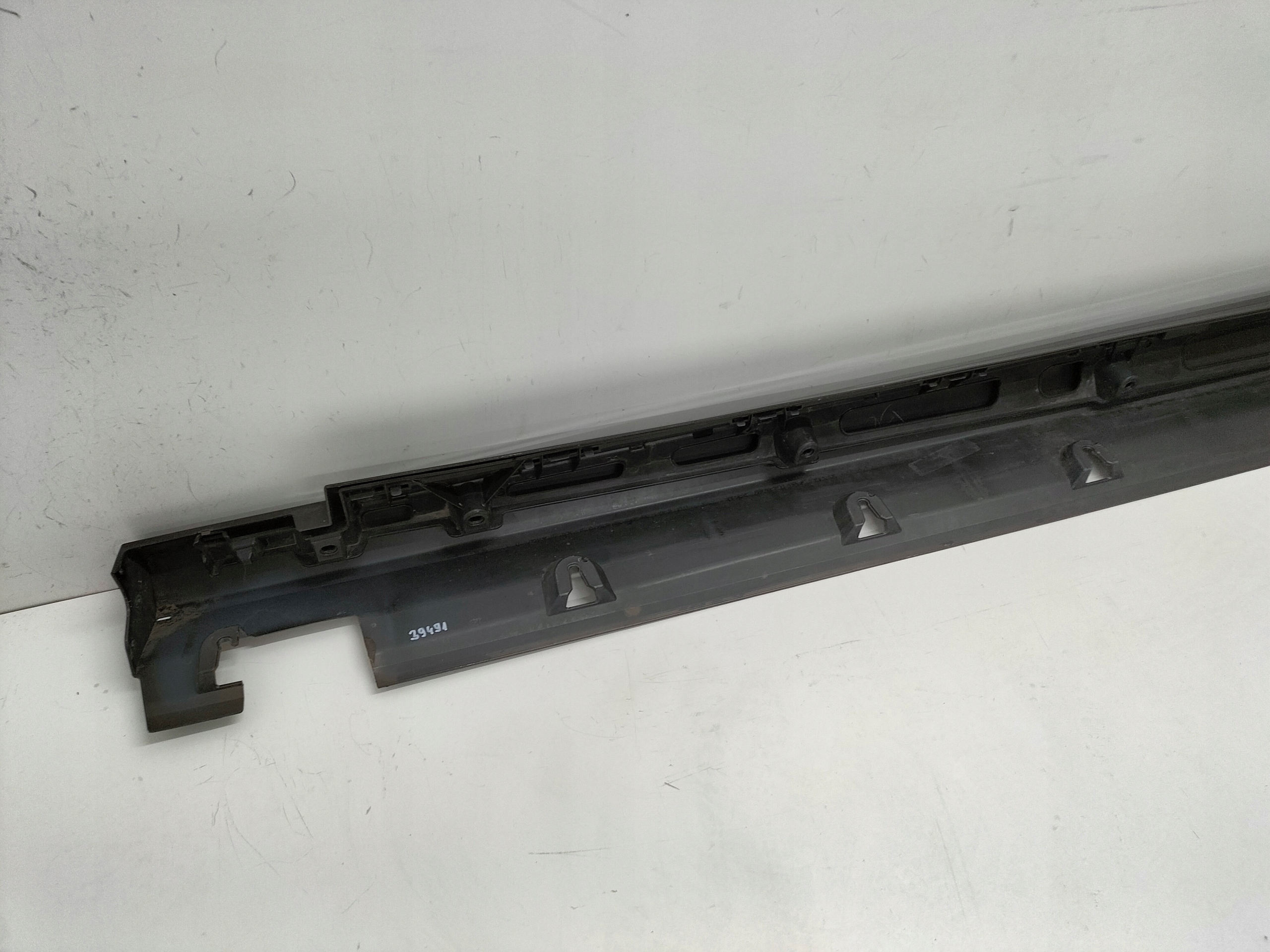 PRAVA PRAHOVA LISTA MERCEDES ML M-KLASSE W166 11- AMG