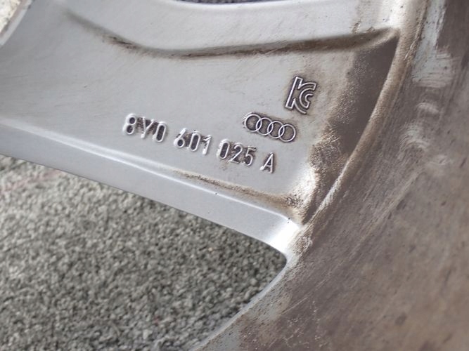 AUDI A3 8Y 8Jx17 ET46 5×112 HLINIKOVY DISK ELEKTRON