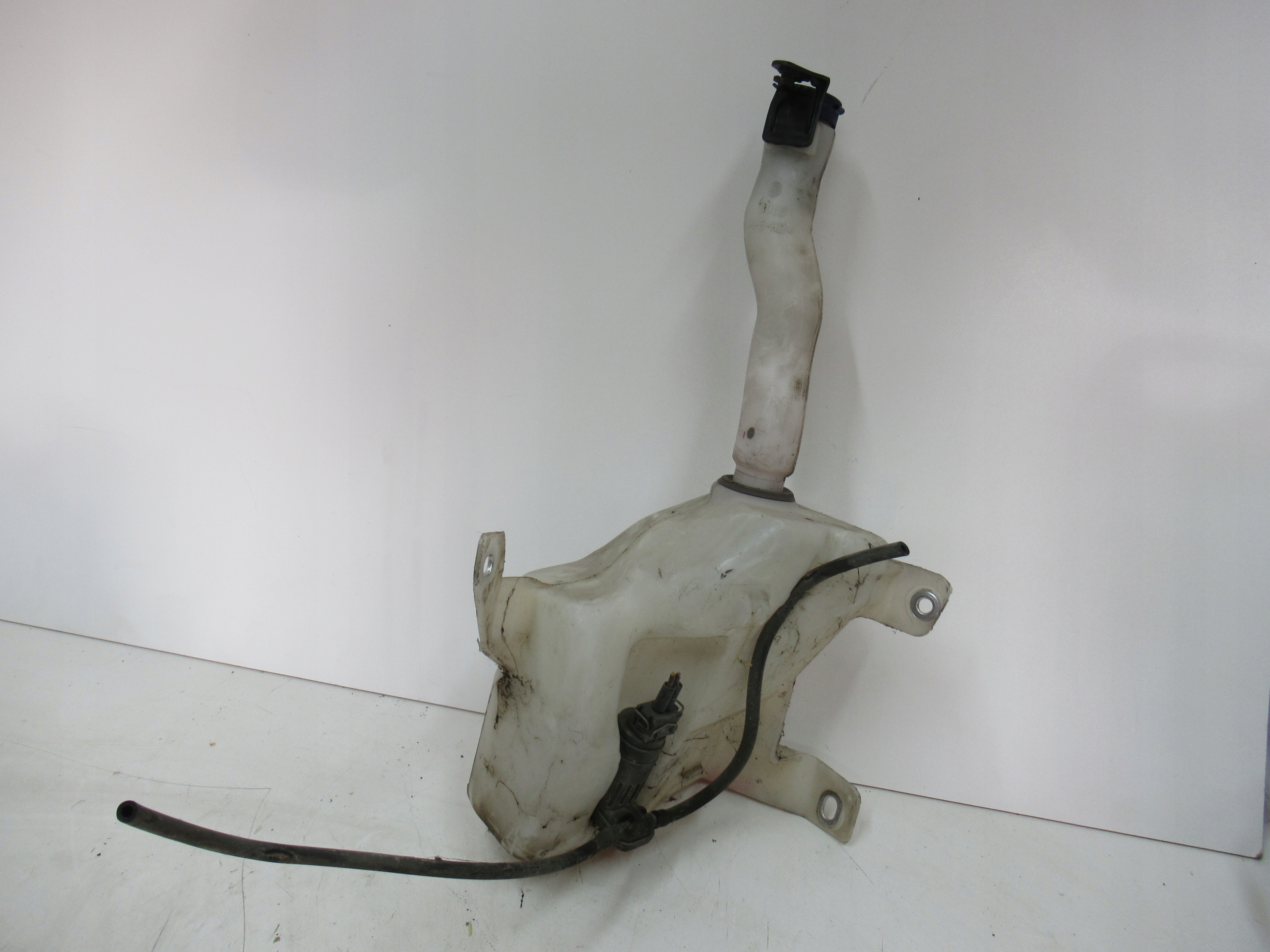 NÁDOBKA OSTREKOVAČOV FIAT CROMA 05-