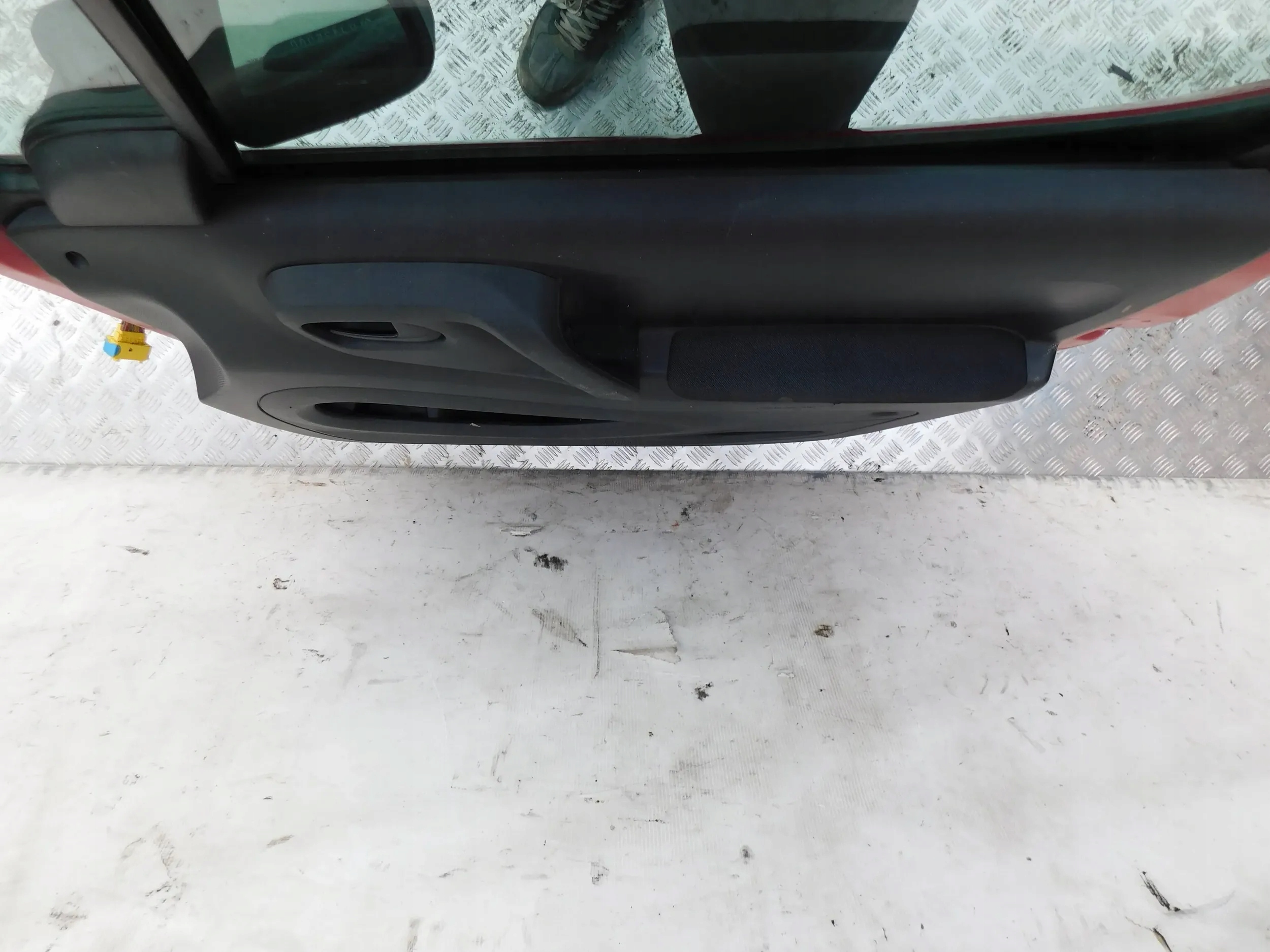 PRAVE PREDNE DVERE PARTNER BERLINGO 08-