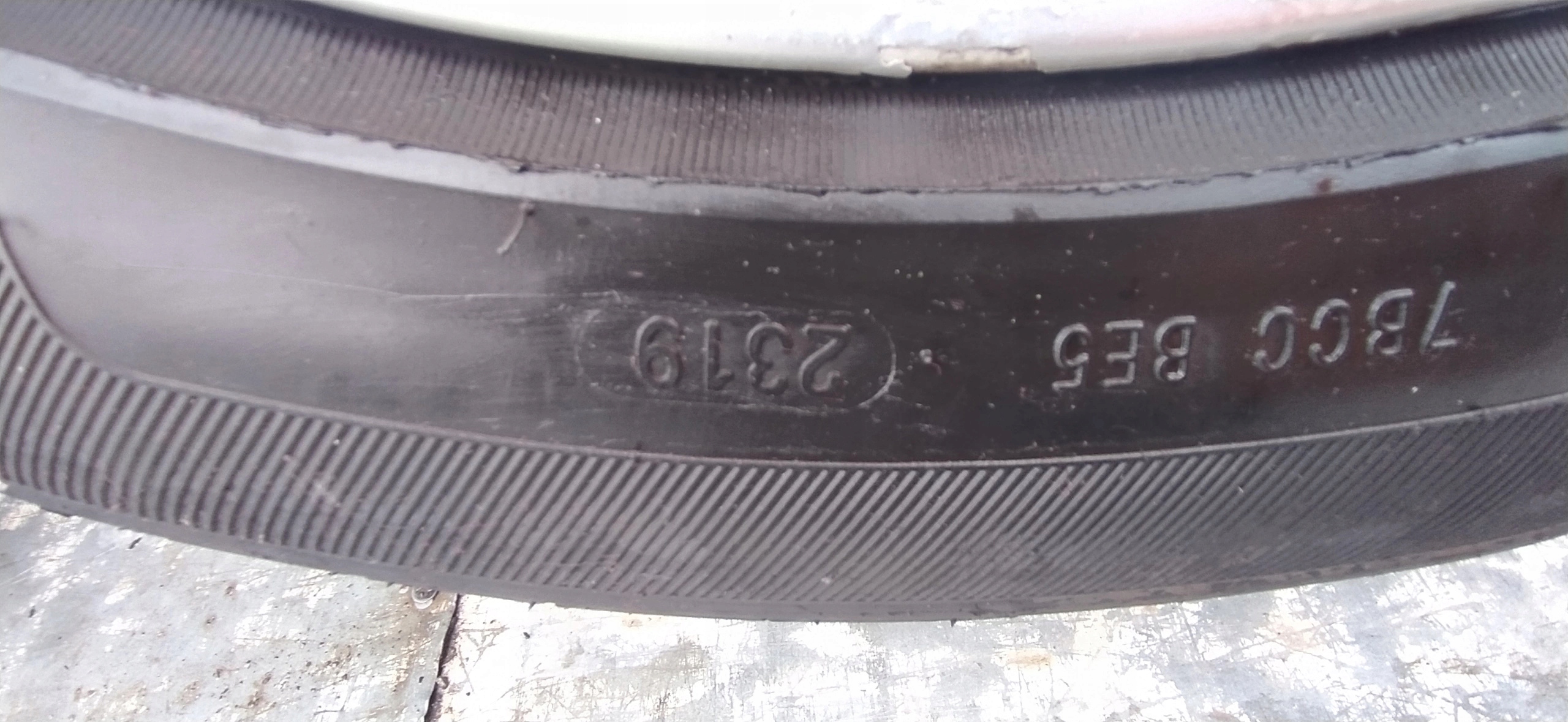 AUDI A4 B8 KOLESA 17“ 8K0601025CR