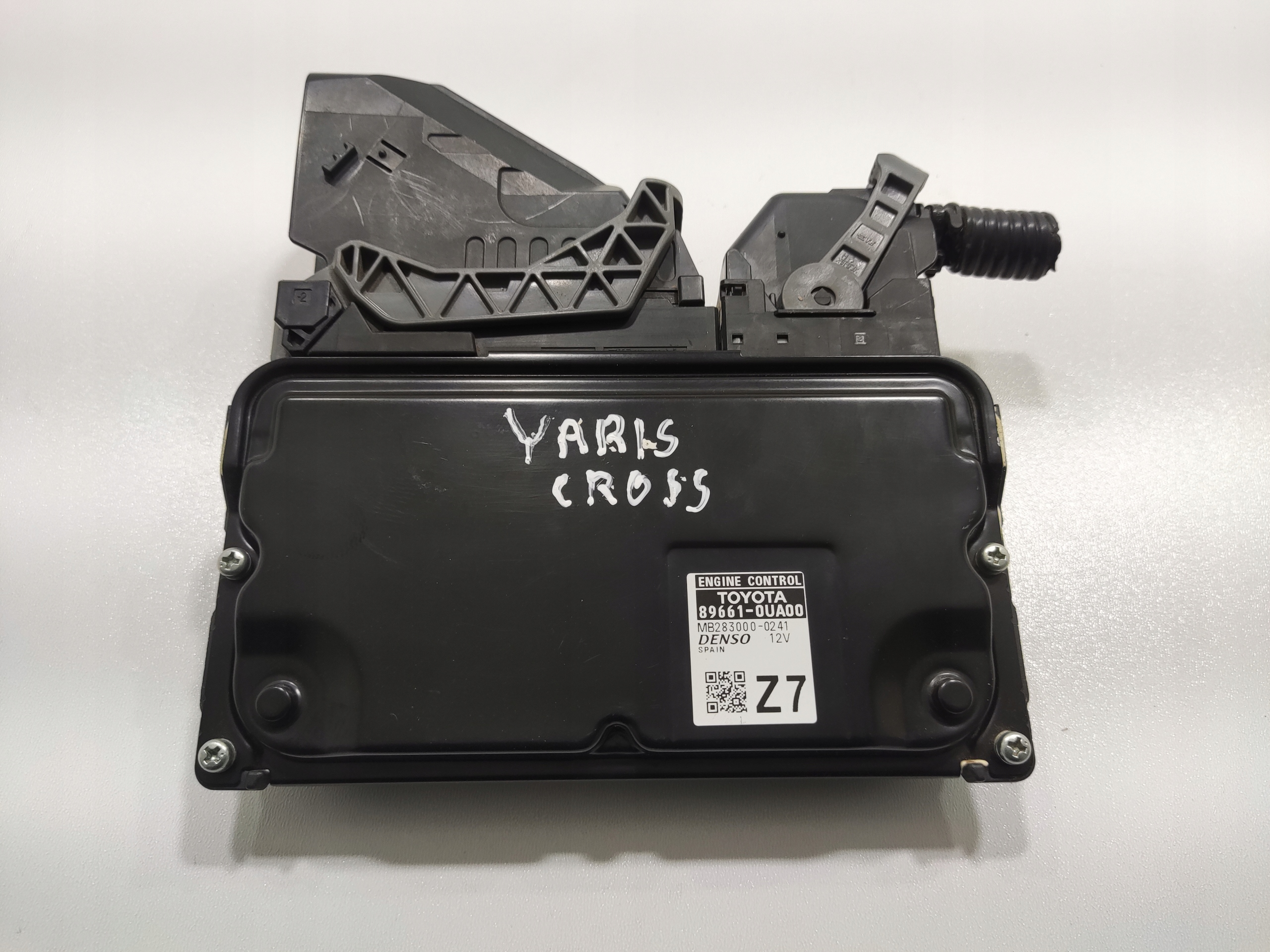 RIADIACA JEDNOTKA MOTORA TOYOTA YARIS CROSS 1.5 HYBRID 89661-0UA00 20-25