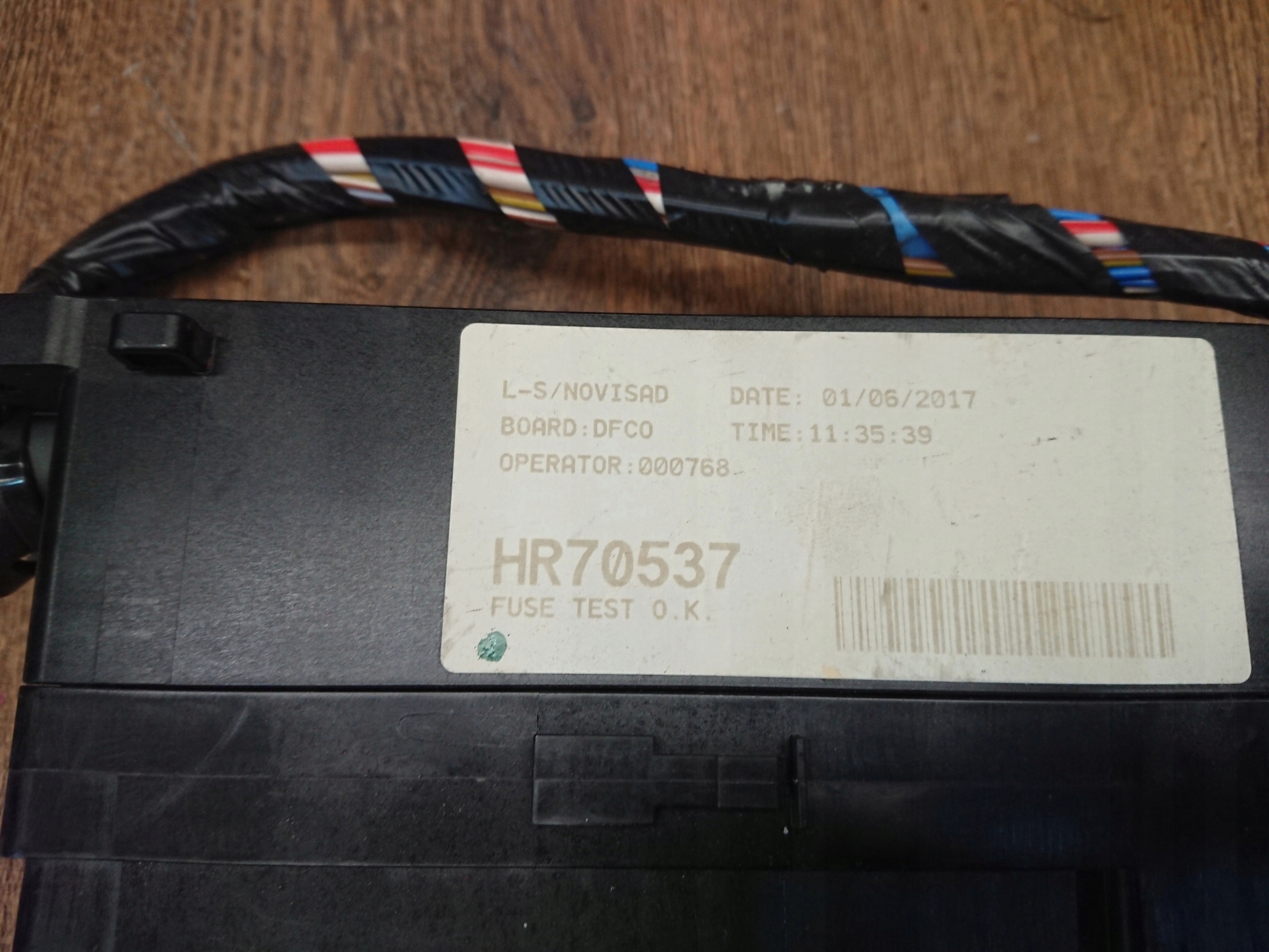 FORD C MAX MK2 LIFT POISTKOVA SKRINKA