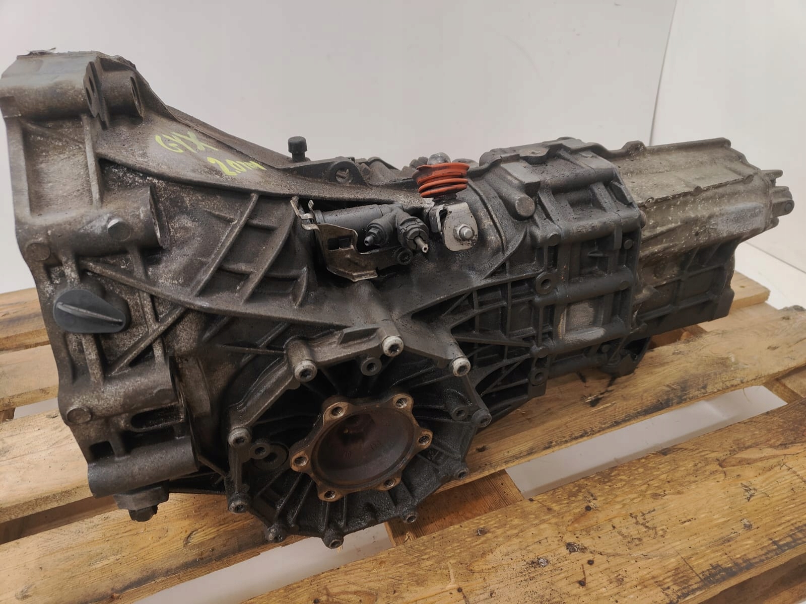 Audi a6 c6 a4 b7 2.0tdi GYX PREVODOVKA MANUALNA
