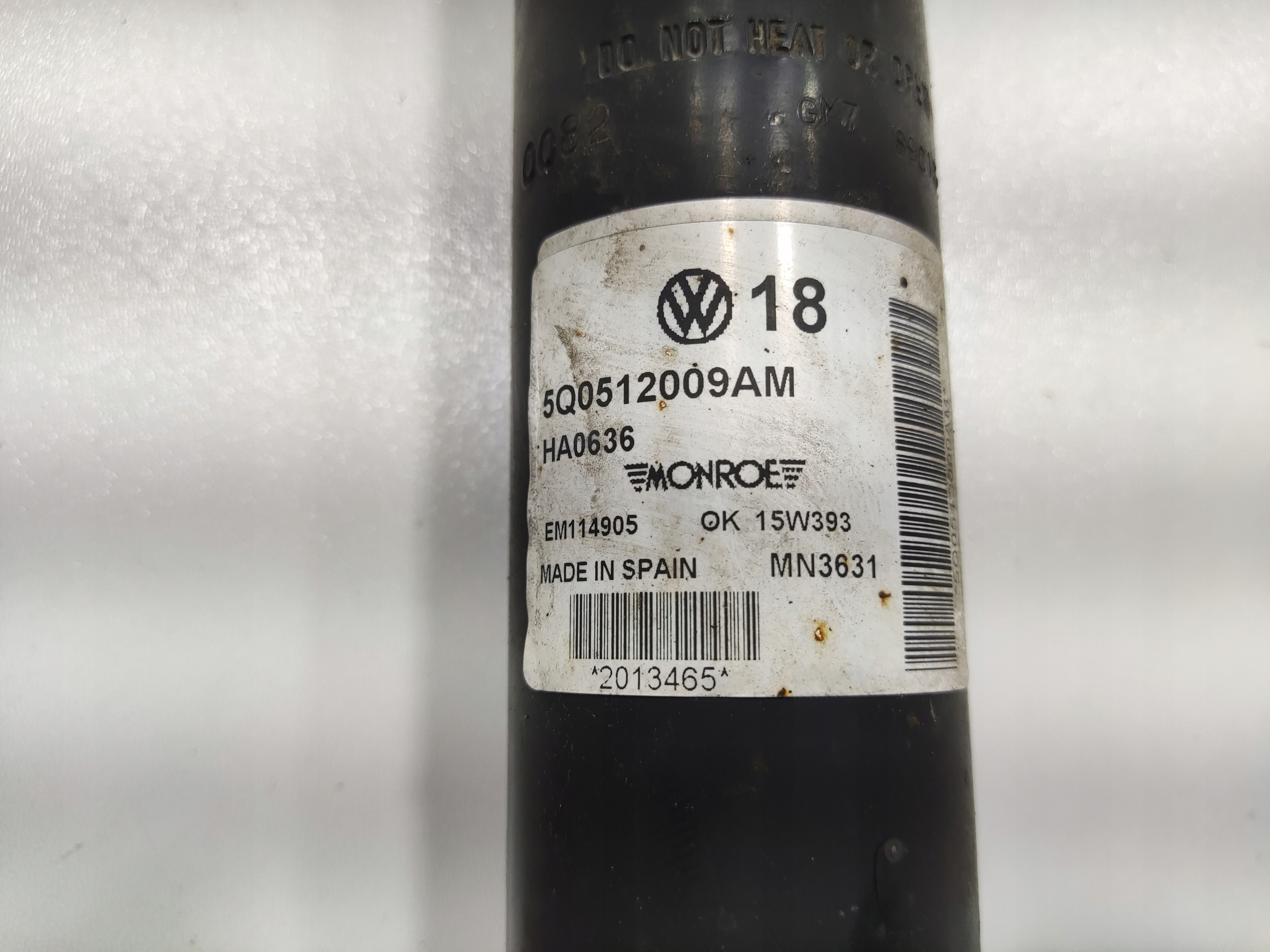 ZADNÝ TLMIČ AKTÍVNY DCC VOLKSWAGEN GOLF VII 2012-2016 5Q0512009AM