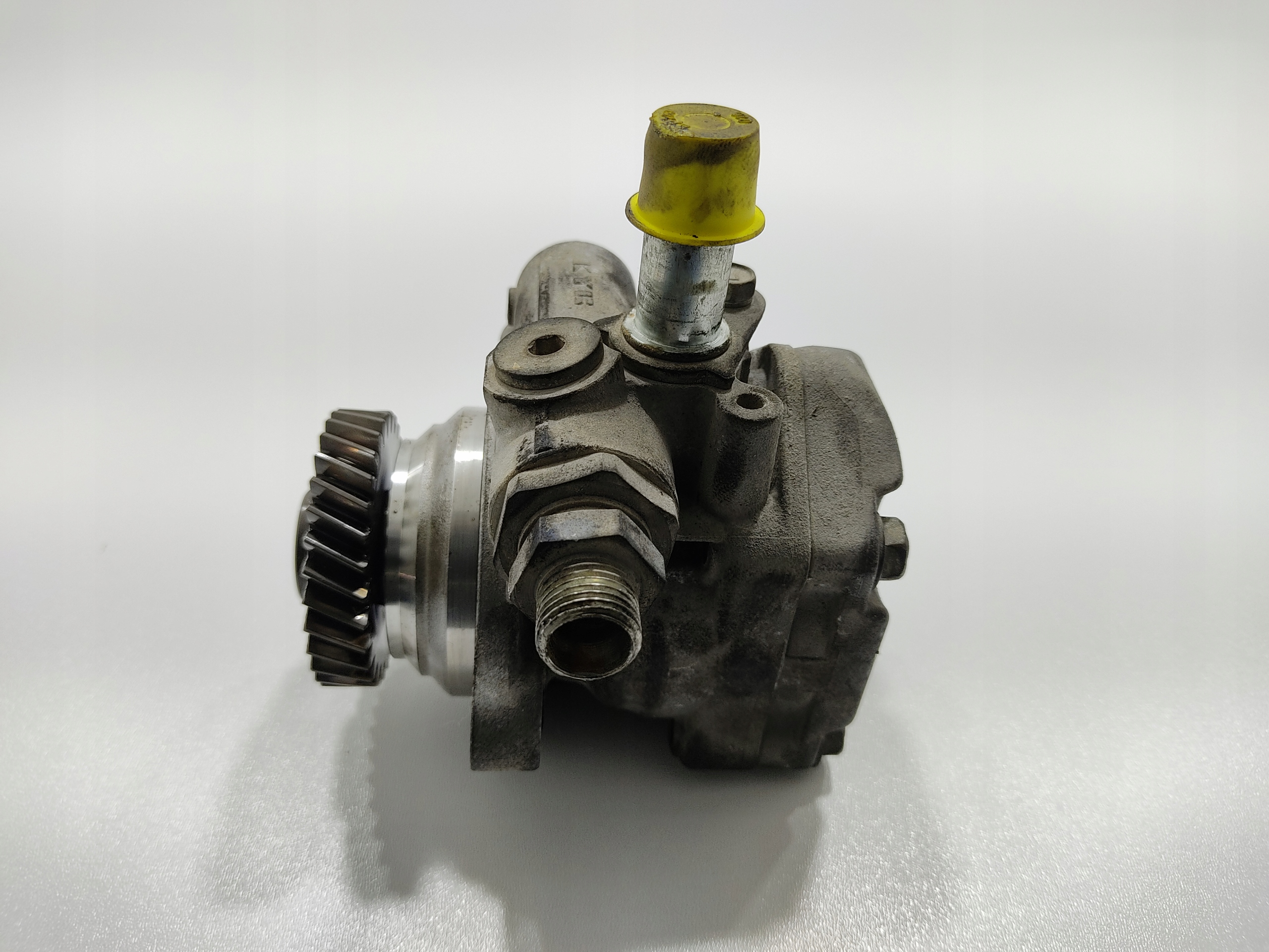 VAKUOVA PUMPA RENAULT MASCOTT 3.0 DCI DXI 4722353 2004-2009