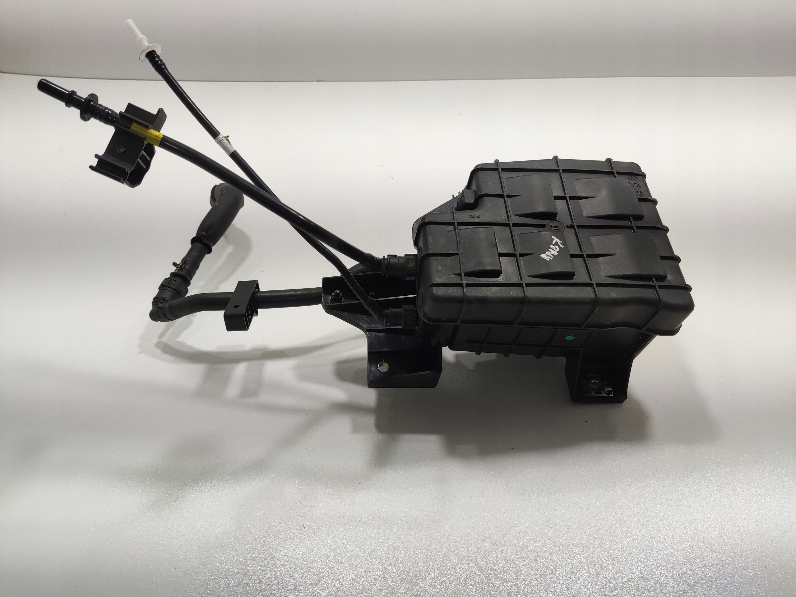 UHLÍKOVÝ FILTER HYUNDAI KONA II 1.6 HYBRID 2023-2025 31420-CM100