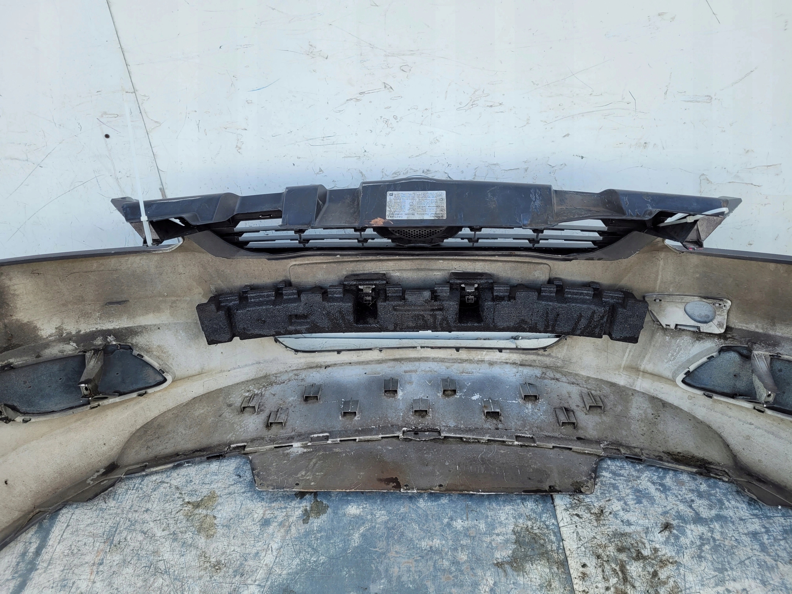 OPEL ZAFIRA B LIFT PREDNÝ NÁRAZNÍK