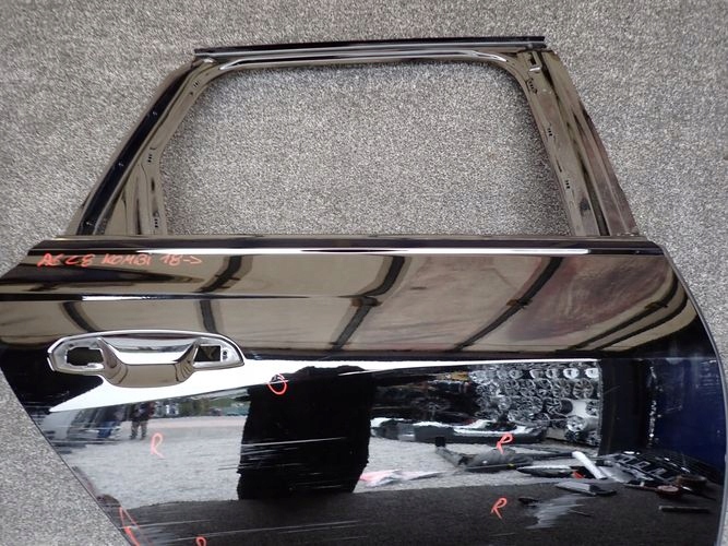AUDI A6 C8 KOMBI 18- PRAVE ZADNE DVERE