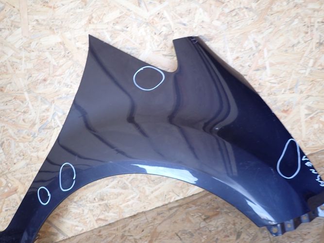 KIA VENGA 09- PRAVY PREDNY BLATNIK