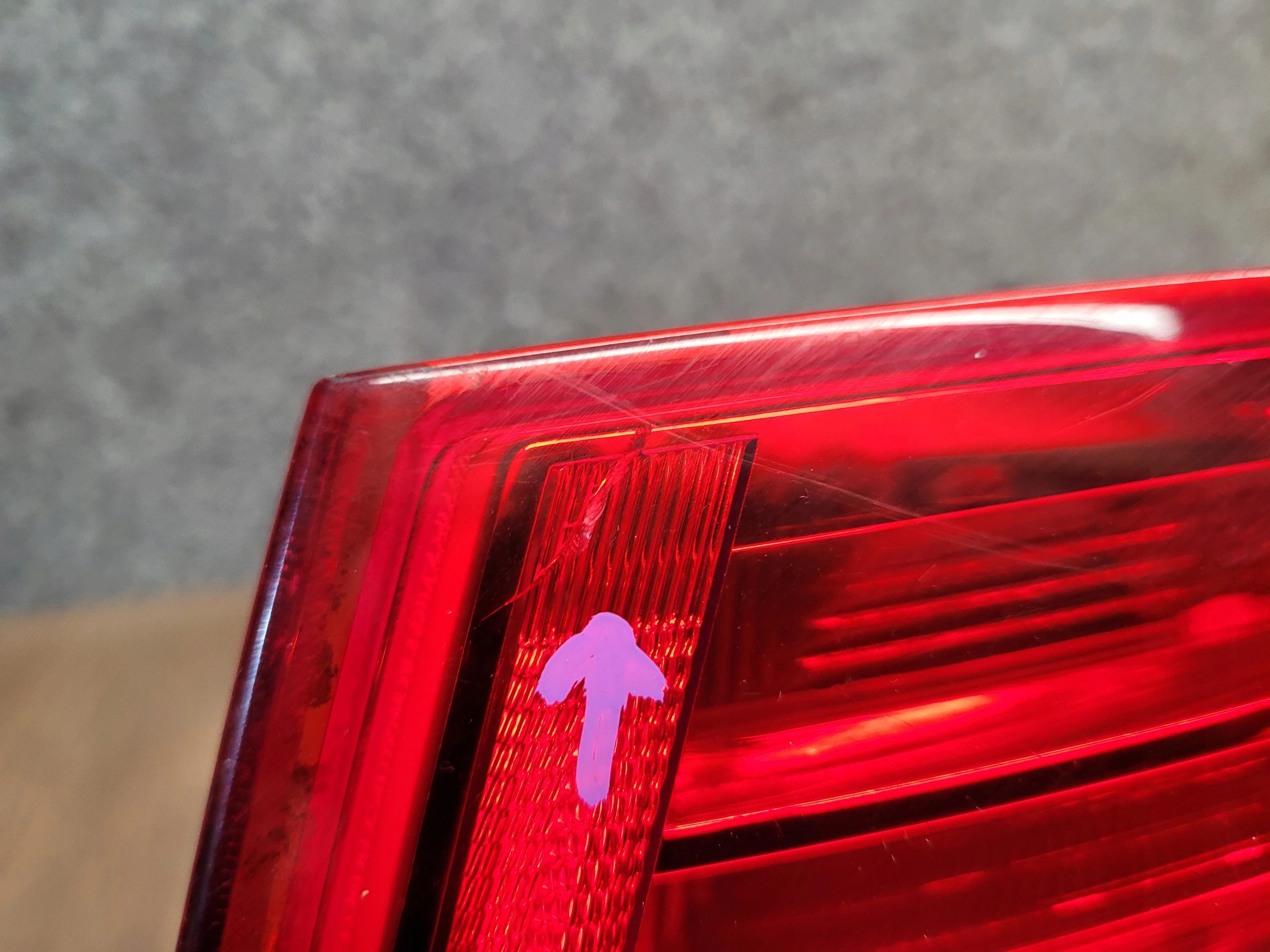 SKODA OCTAVIA III HB PRAVE ZADNE SVETLO 5E5945096
