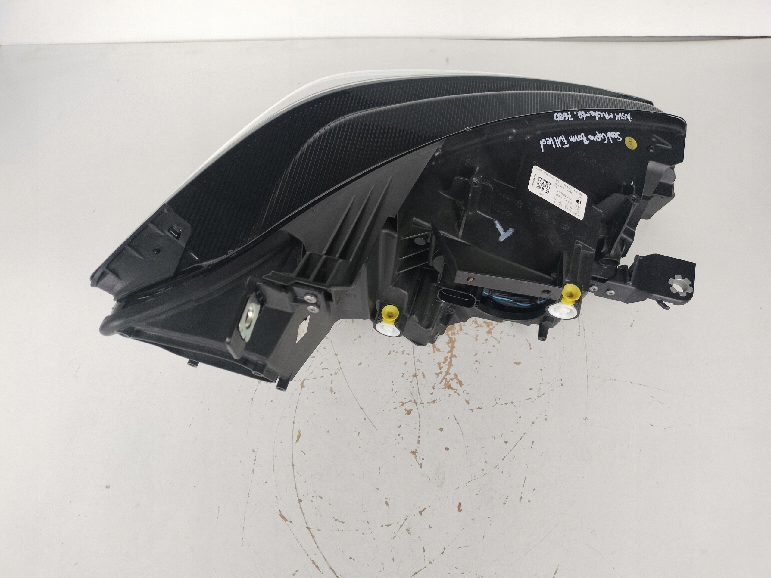 LAVE PREDNE SVETLO SEAT CUPRA BORN 10E 21- FULL LED