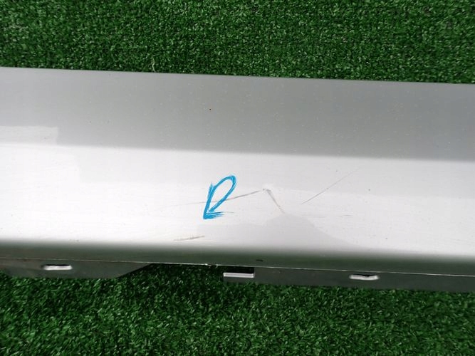 BMW G30 G31 5 17- PRAVA PRAHOVA LISTA