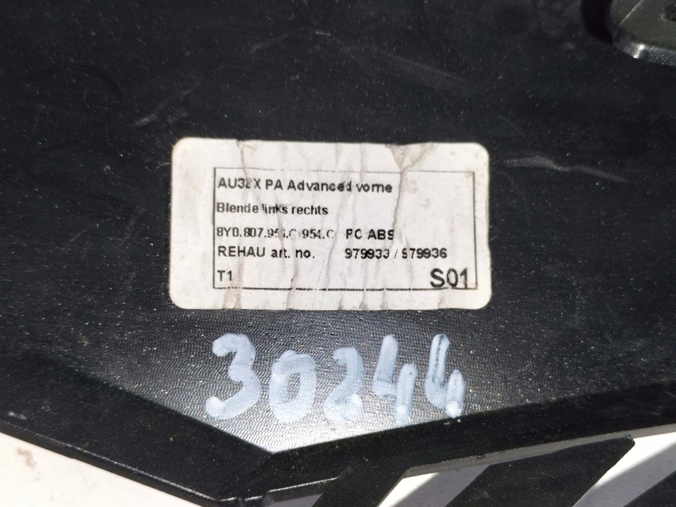LISTA LIŠTA PREDNÉHO NÁRAZNÍKA PRAVA AUDI A3 8Y LIFT 22-