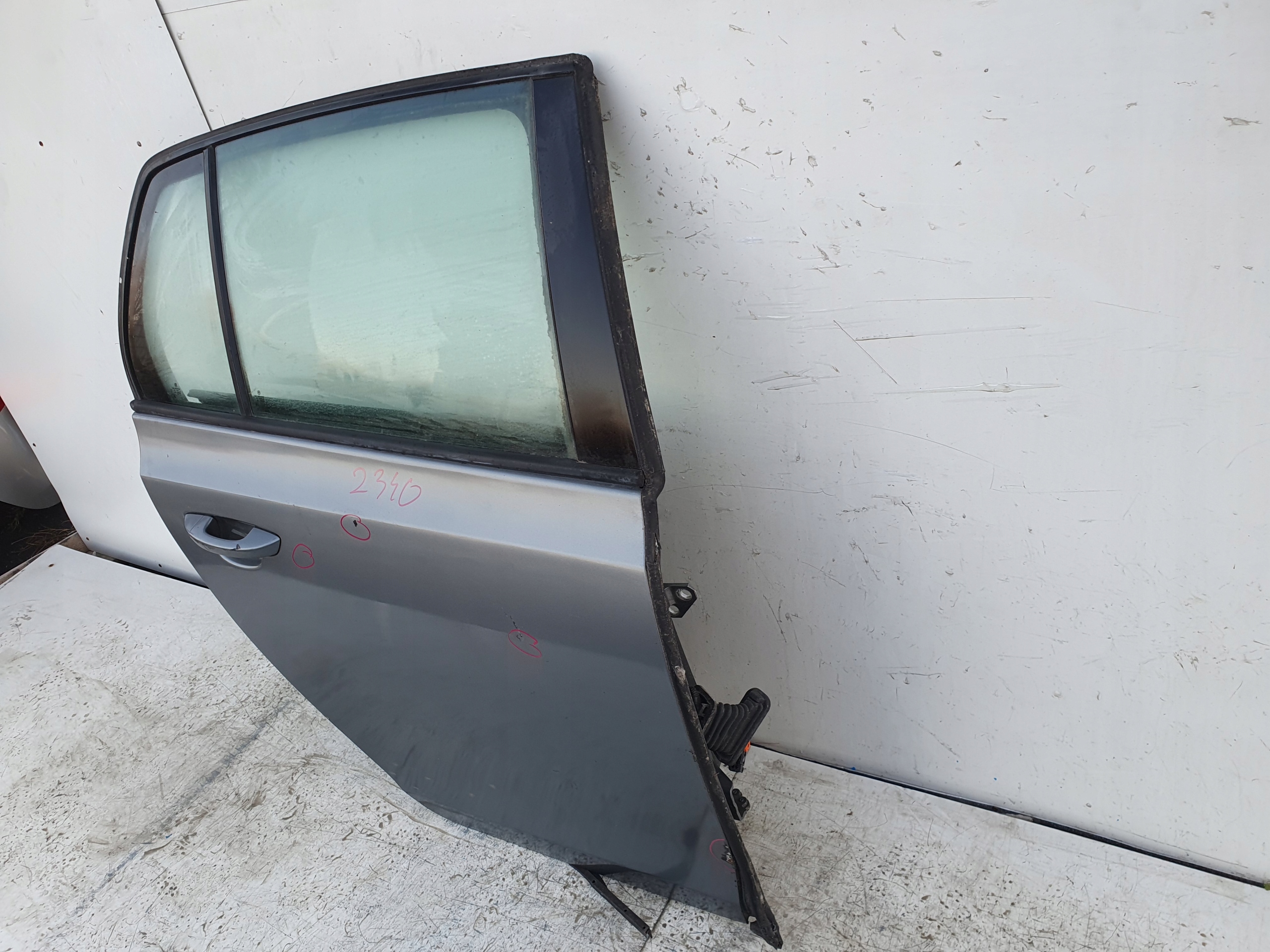 VW GOLF VI 6 HB PRAVE ZADNE DVERE