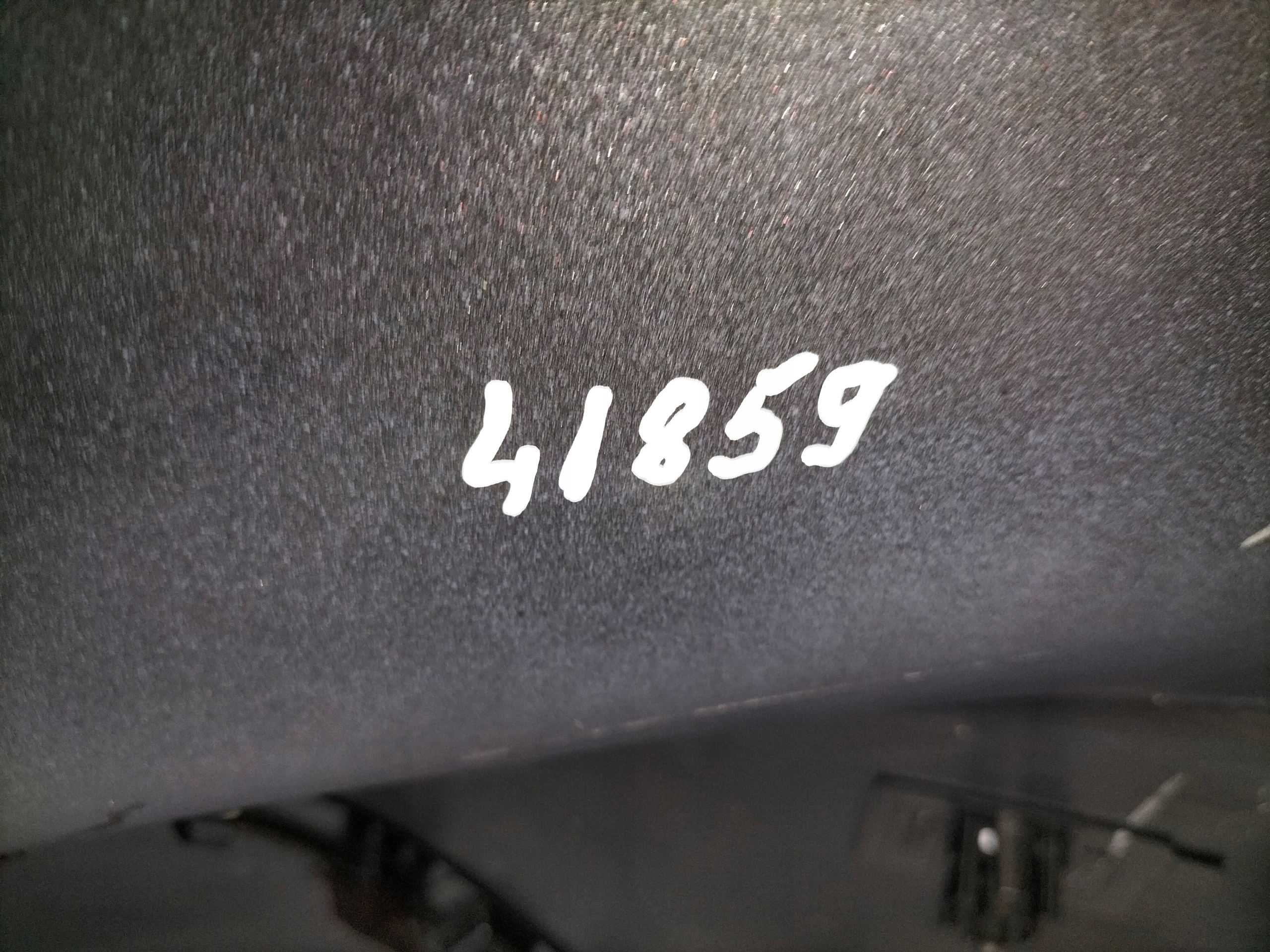 ZADNÝ NÁRAZNÍK PEUGEOT 208 II 19-
