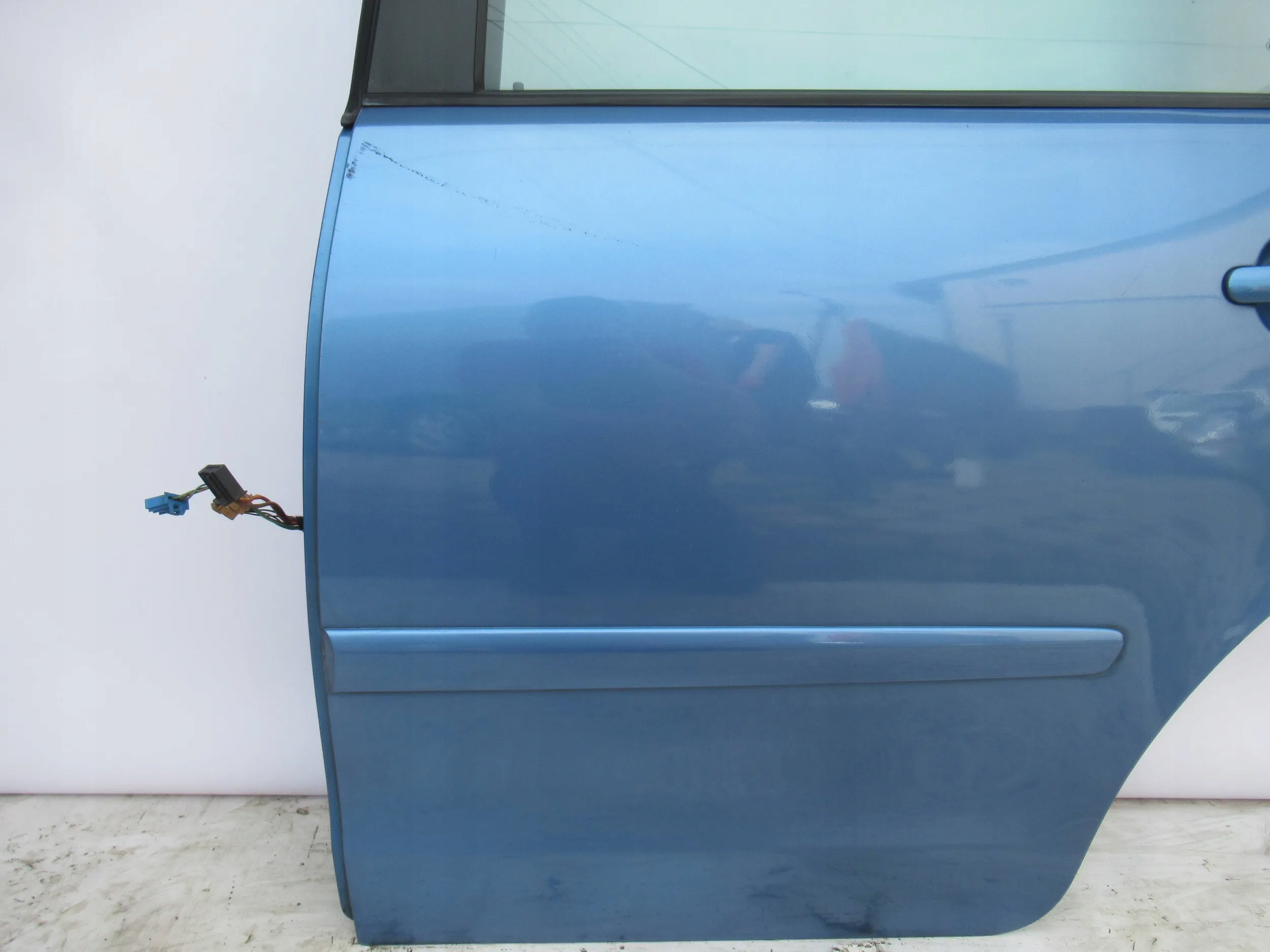 LAVE ZADNE DVERE VW POLO 6Q