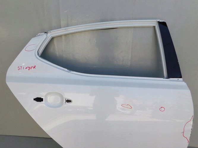 KIA OPTIMA 10- PRAVE ZADNE DVERE