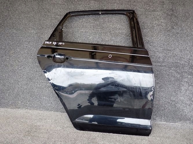 VW POLO 2G 17- PRAVE ZADNE DVERE