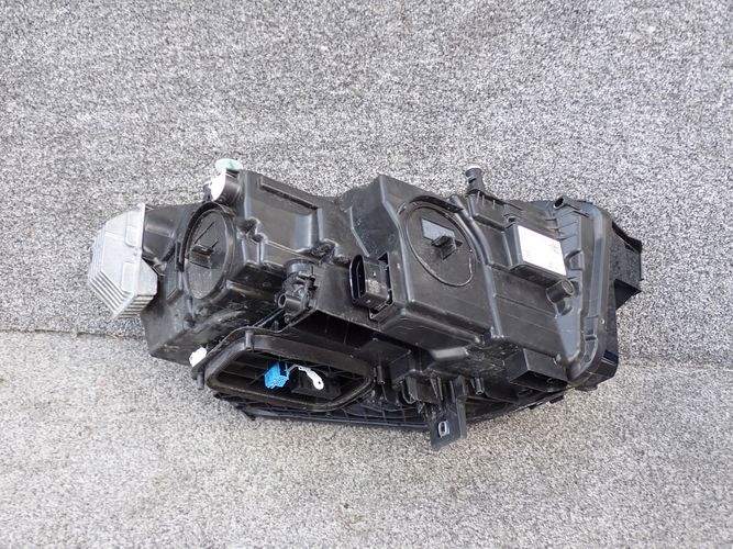 MERCEDES W247 247 GLA MULTIBEAM LIFT 19- LAVE PREDNE SVETLO