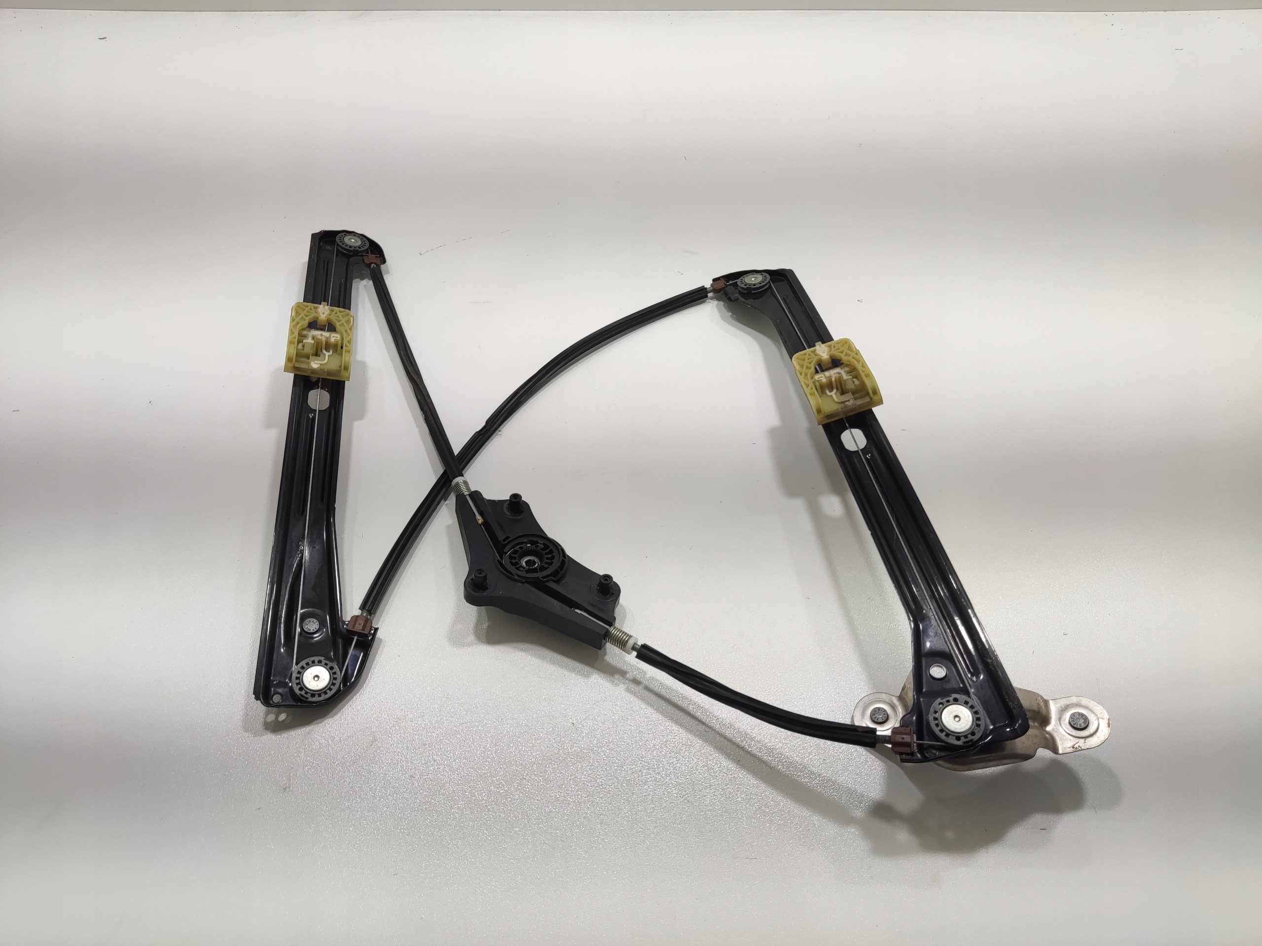PRAVÝ PREDNÝ MECHANIZMUS SŤAHOVANIA OKNA VOLKSWAGEN GOLF VII 5G4837462H 16-20