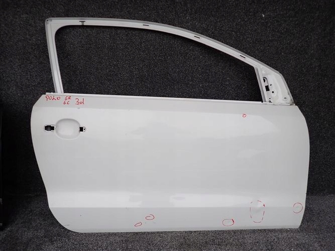 VW POLO 6R 6C 3d 09- PRAVE PREDNE DVERE