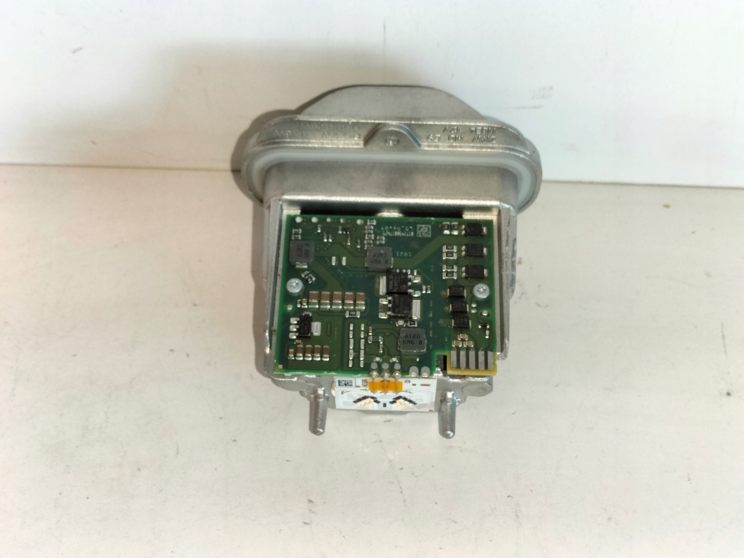MENIČ NAPÄTIA MODUL SVETIEL LED OPEL ASTRA V K 15-