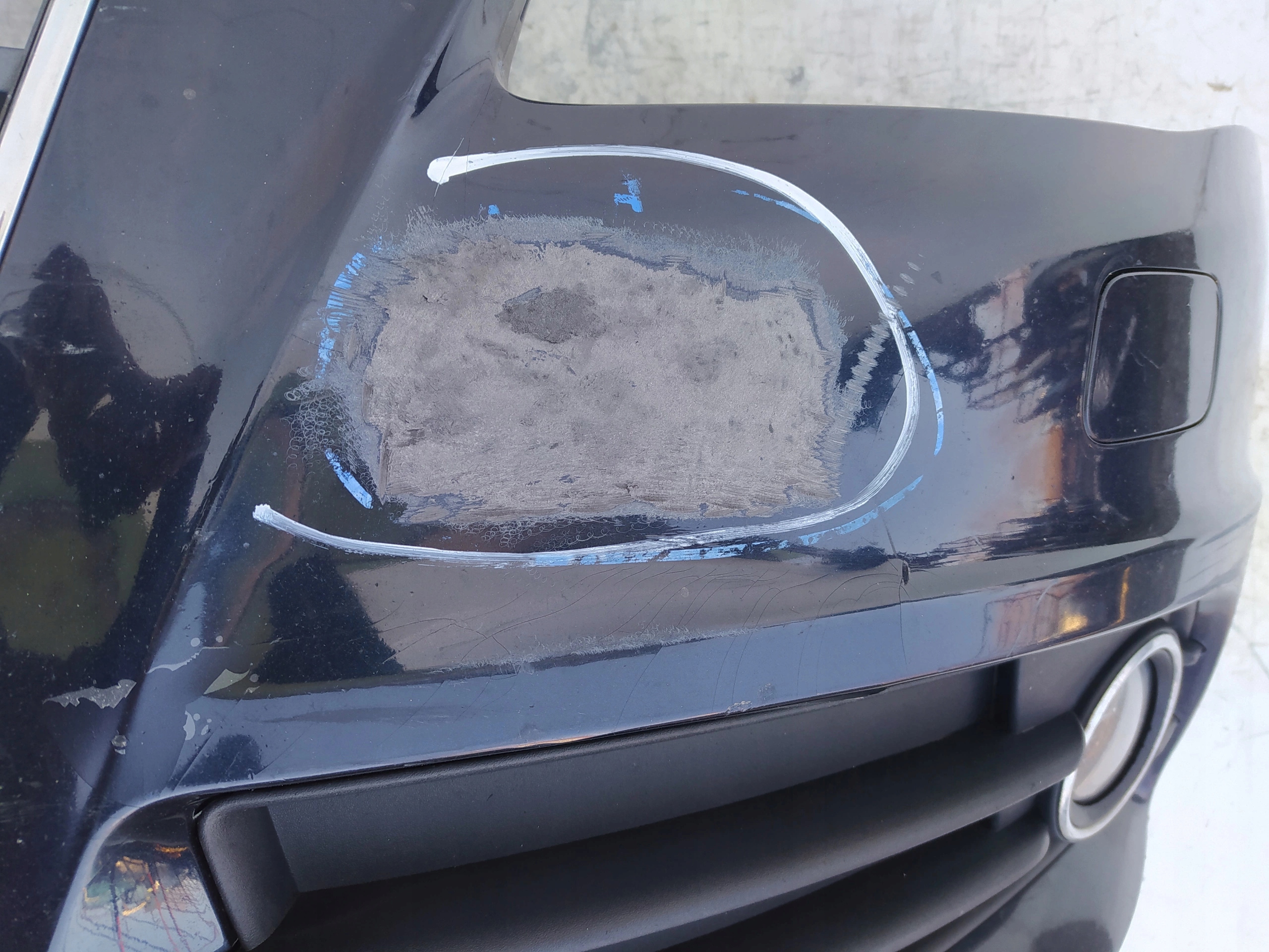 AUDI A4 B8 XENON S-LINE PREDNÝ NÁRAZNÍK