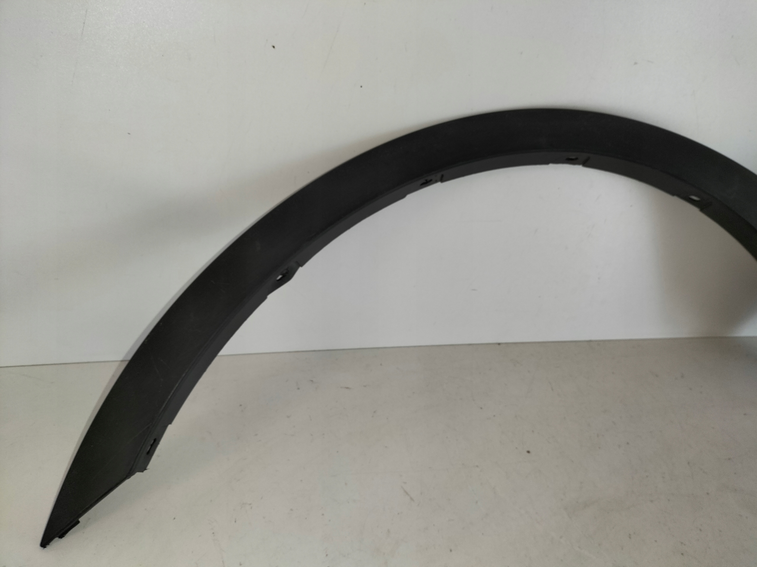 LIŠTA ĽAVÉHO PREDNÉHO BLATNÍKA BMW X3 E83 03-