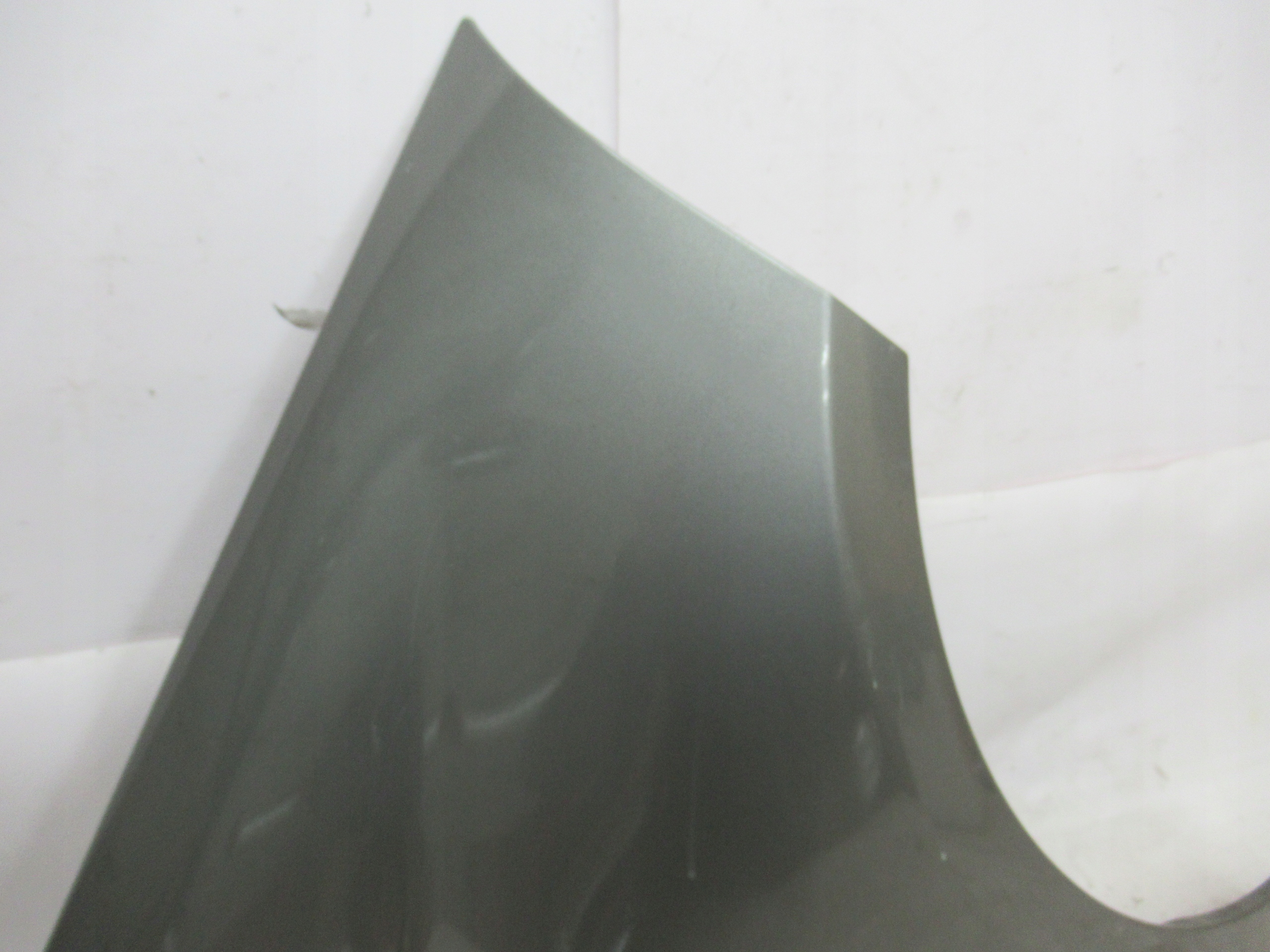 PRAVÝ PREDNÝ BLATNÍK MERCEDES A KLASA W169