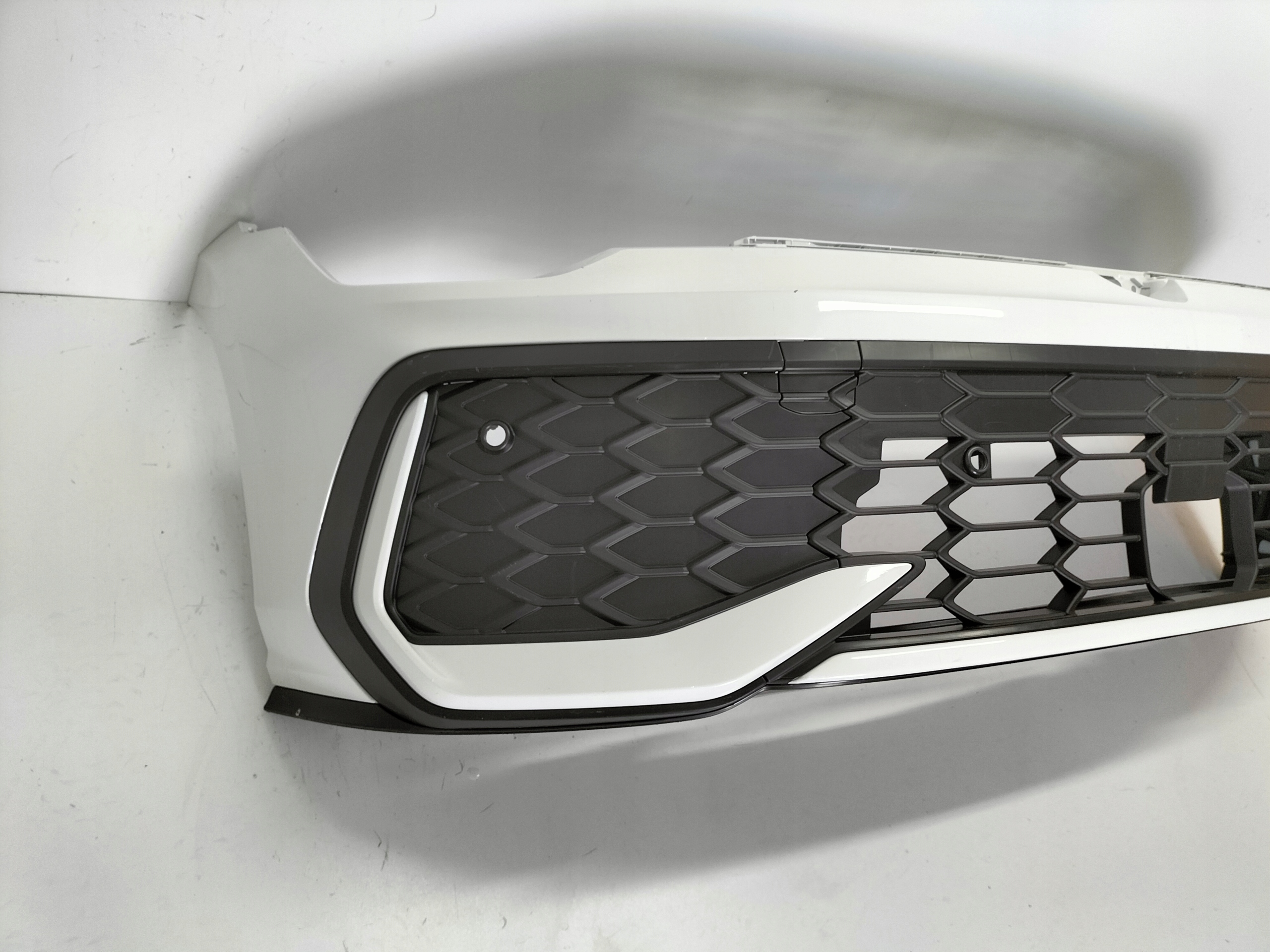 PREDNÝ NÁRAZNÍK VW GOLF 8 VIII LIFT 24- GTI