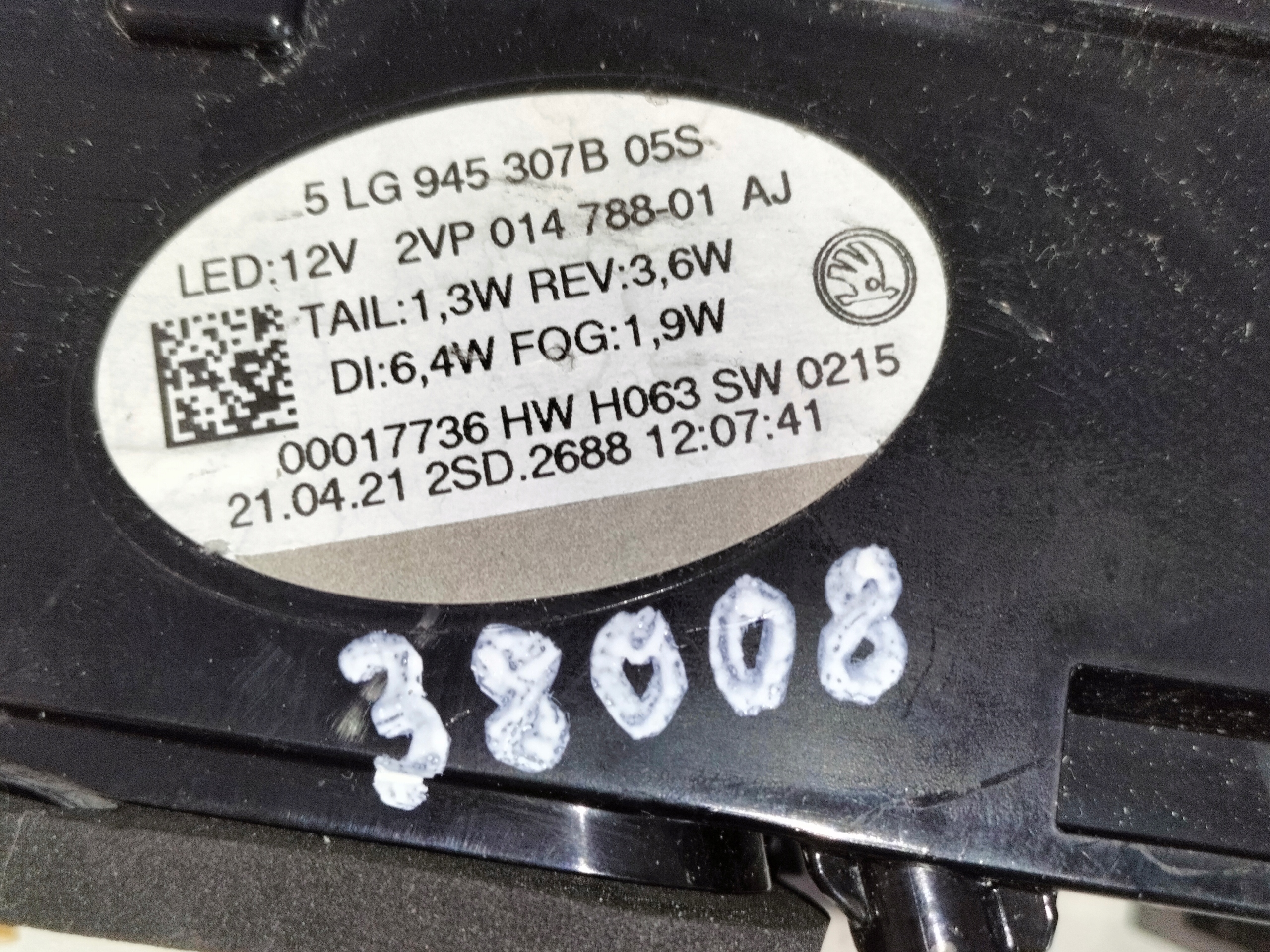 LAVE ZADNE SVETLO SKODA ENYAQ 21- LED