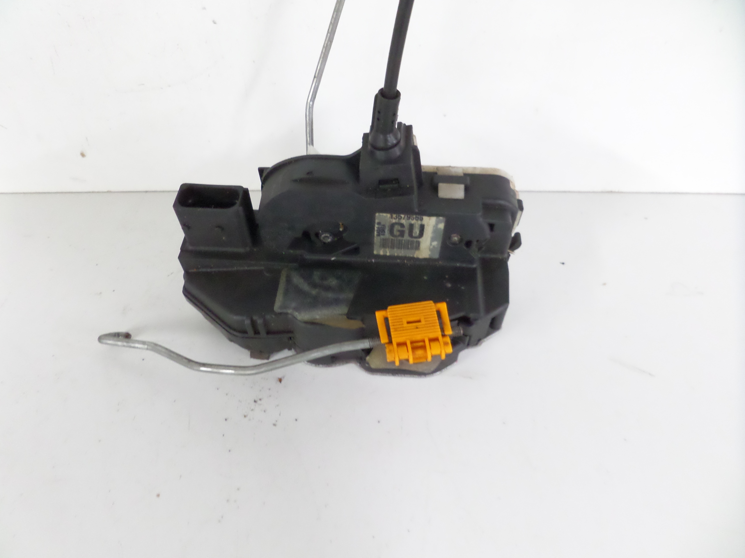 ZAMOK PRAVYCH ZADNYCH DVERI OPEL ASTRA IV J 09-