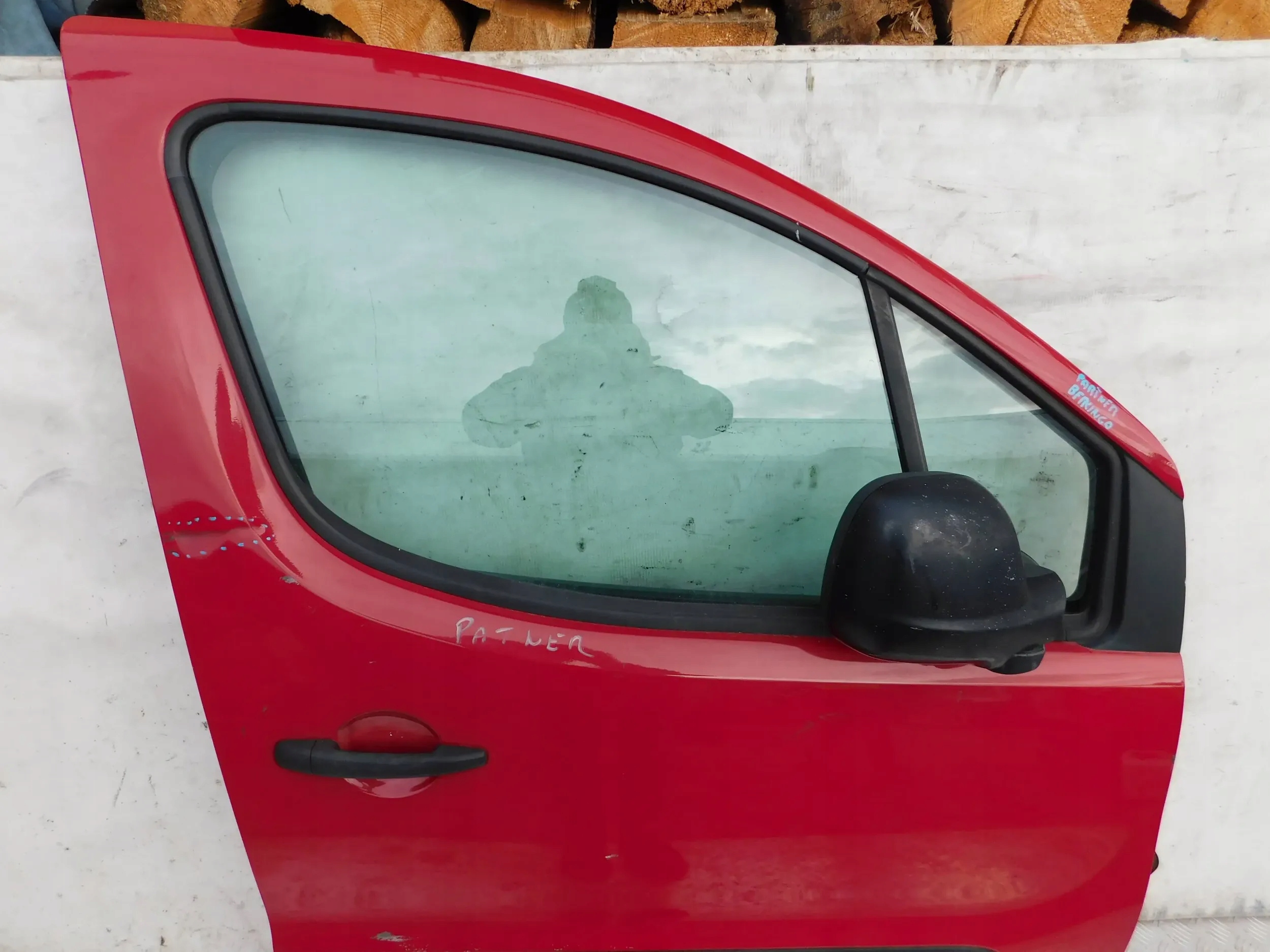PRAVE PREDNE DVERE PARTNER BERLINGO 08-