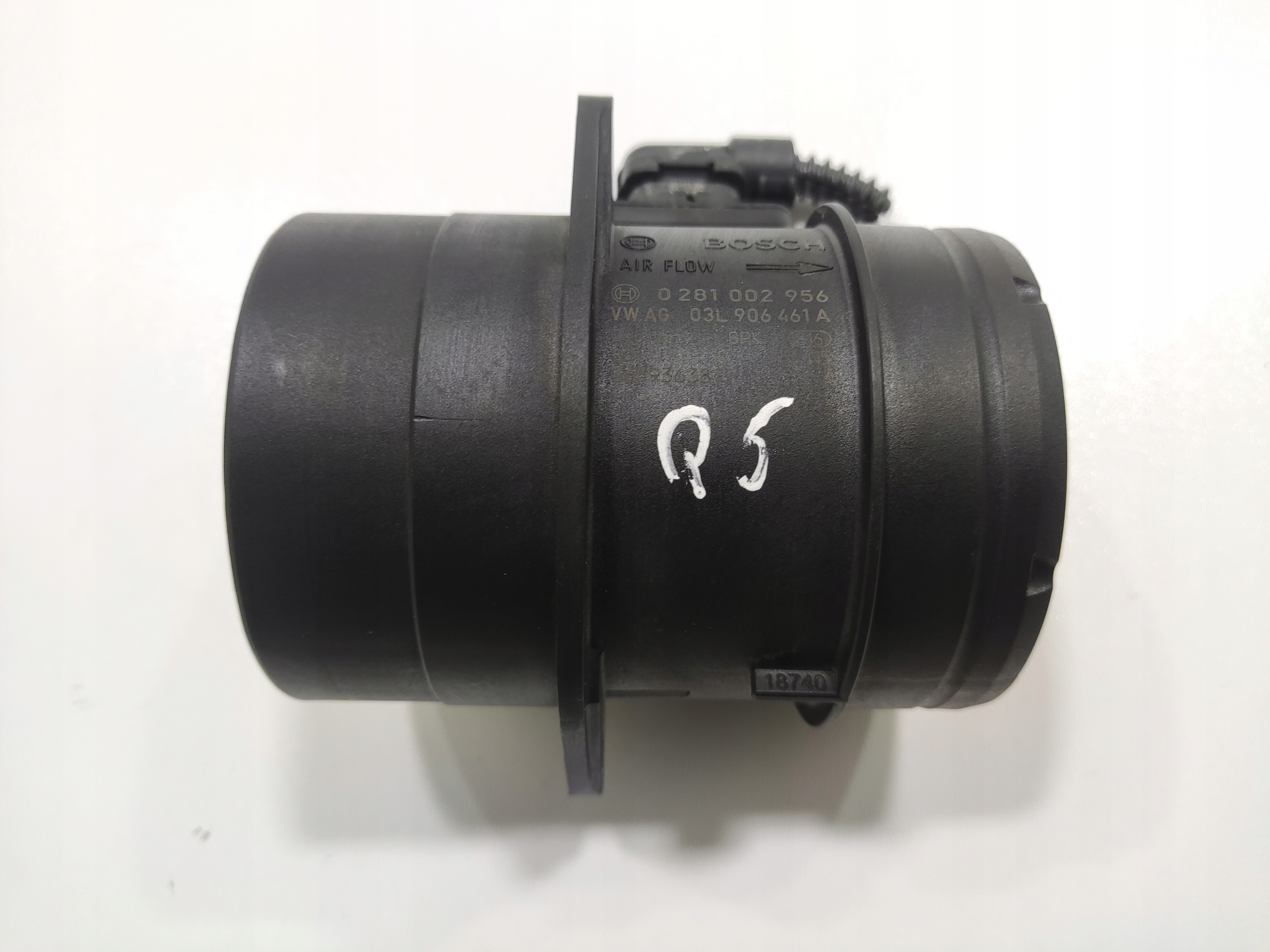 VAHA VZDUCHU AUDI Q5 II 80A 2.0 TDI 2016-2020 03L906461A