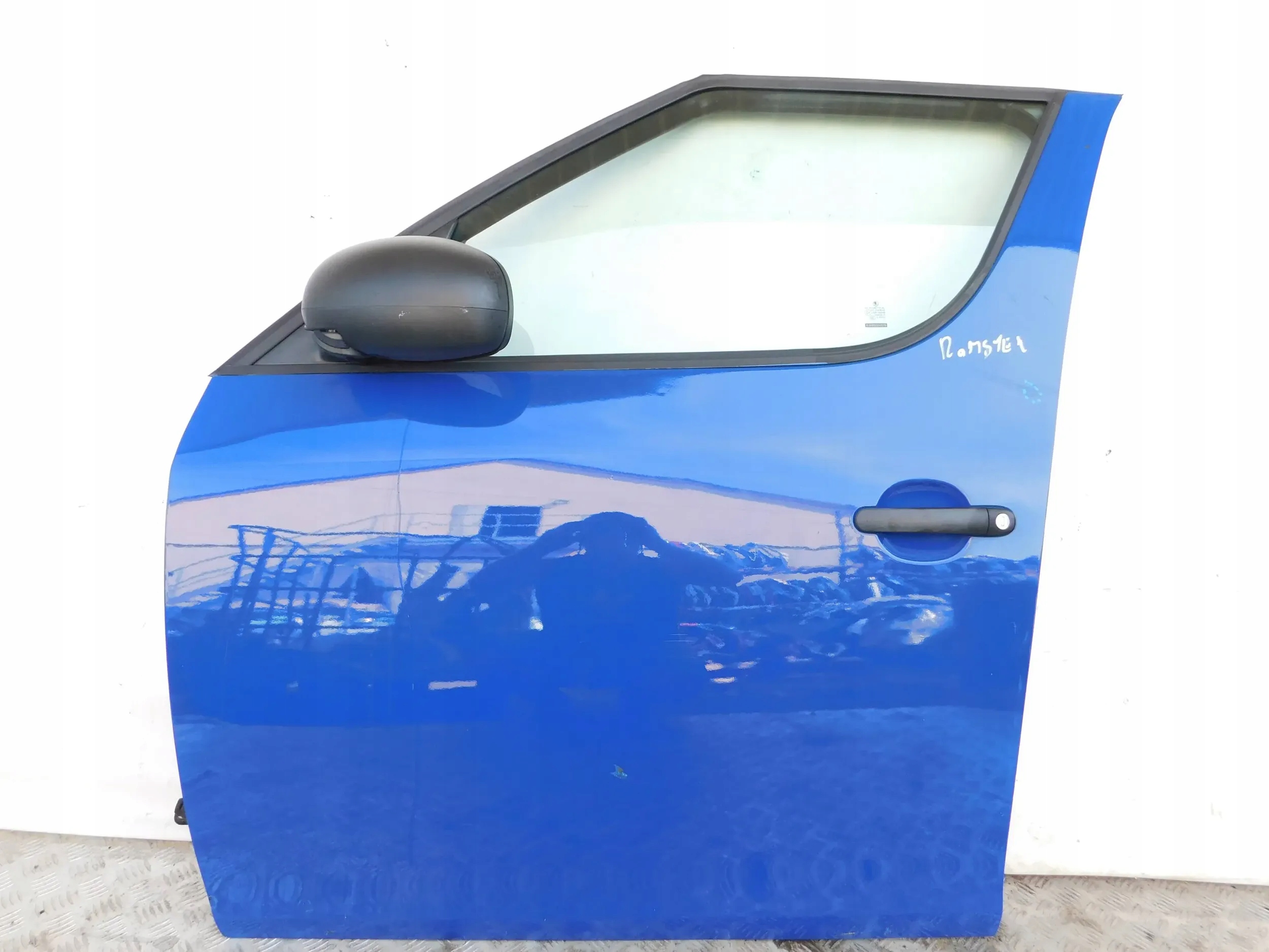 ĽAVÉ PREDNÉ DVERE SKODA ROOMSTER