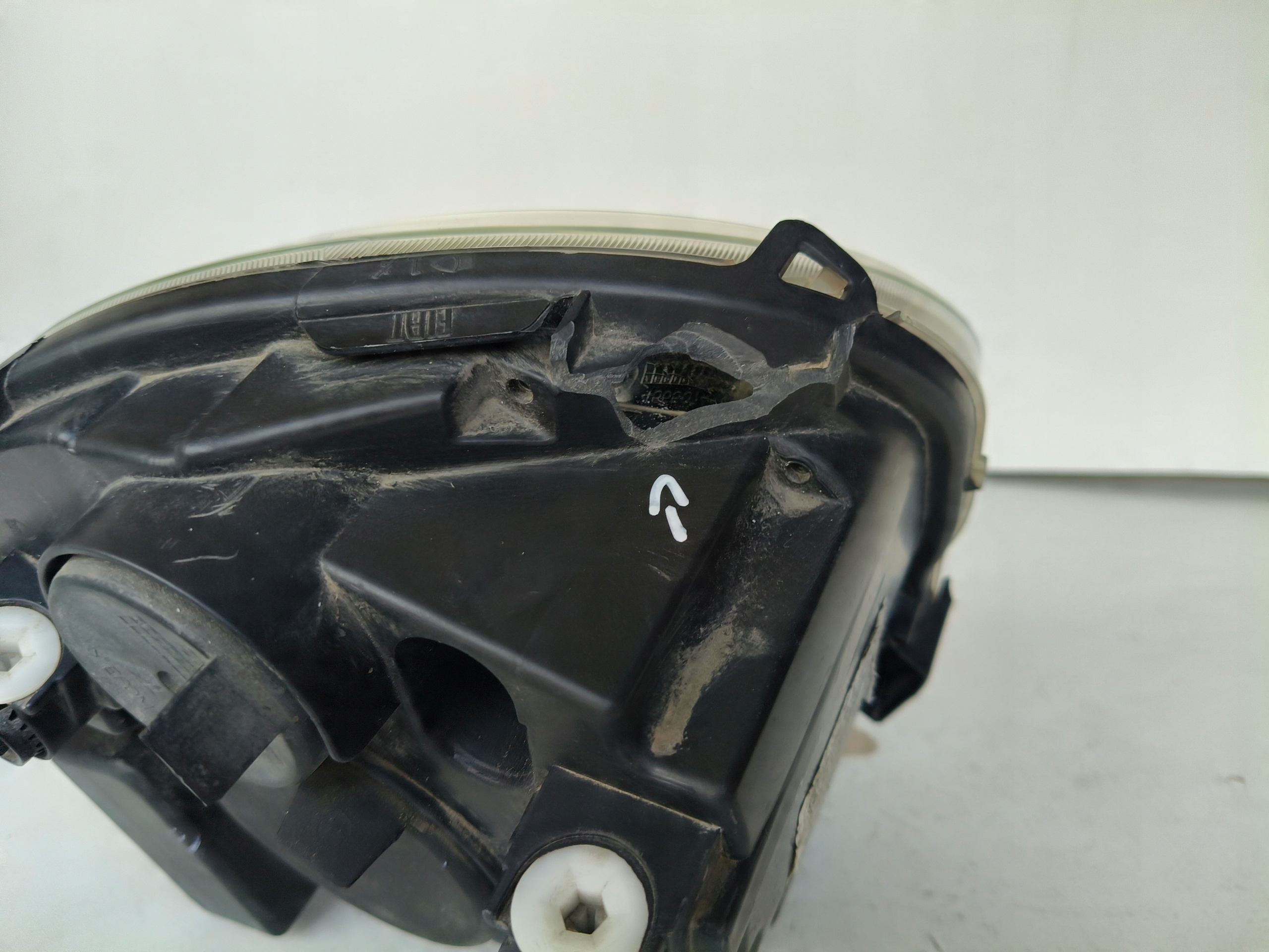 LAVE PREDNE SVETLO FIAT 500 07-15