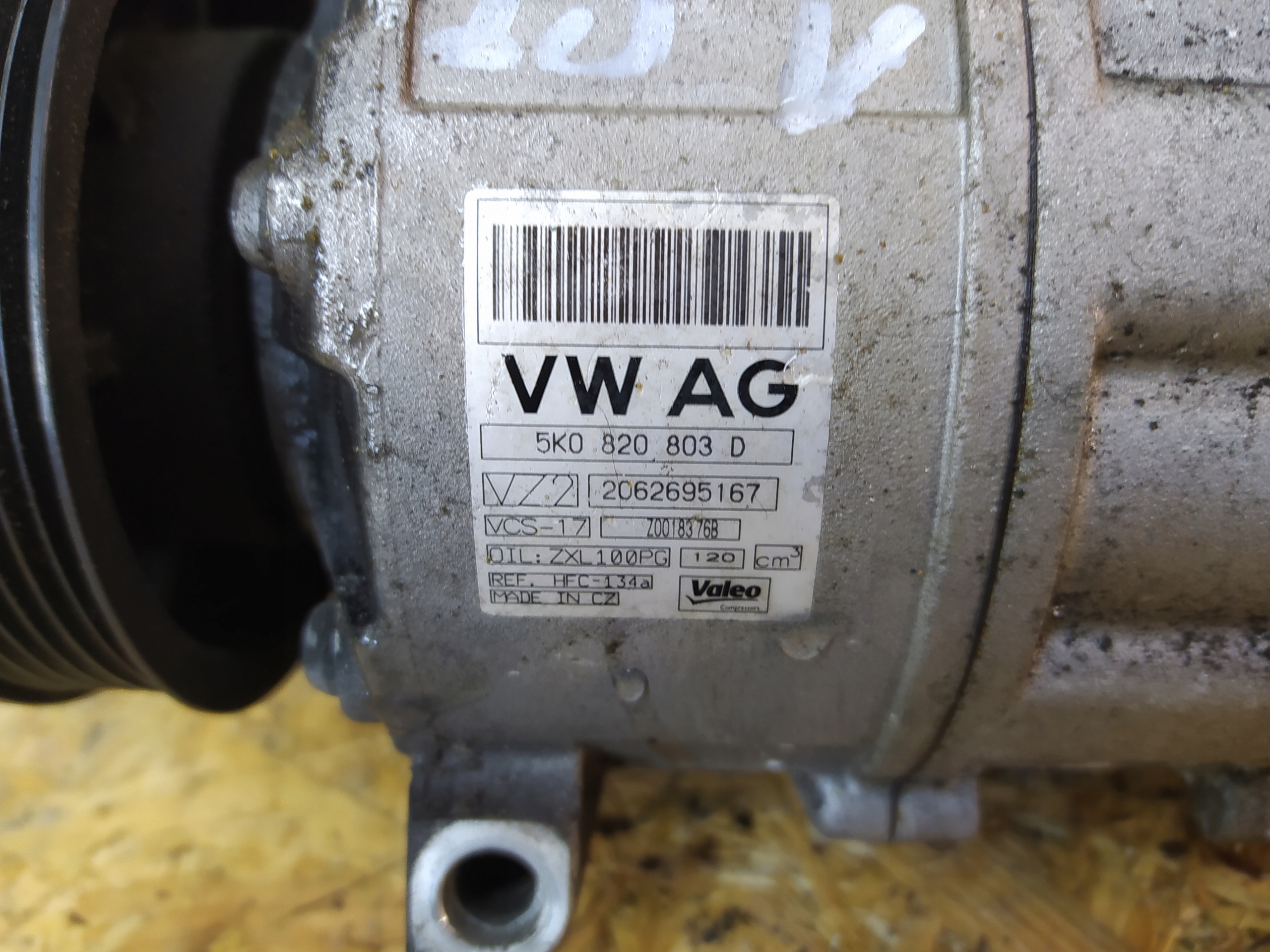 VW CADDY 1.6 TDI KOMPRESOR KLIMATIZACIE 5K0820803D