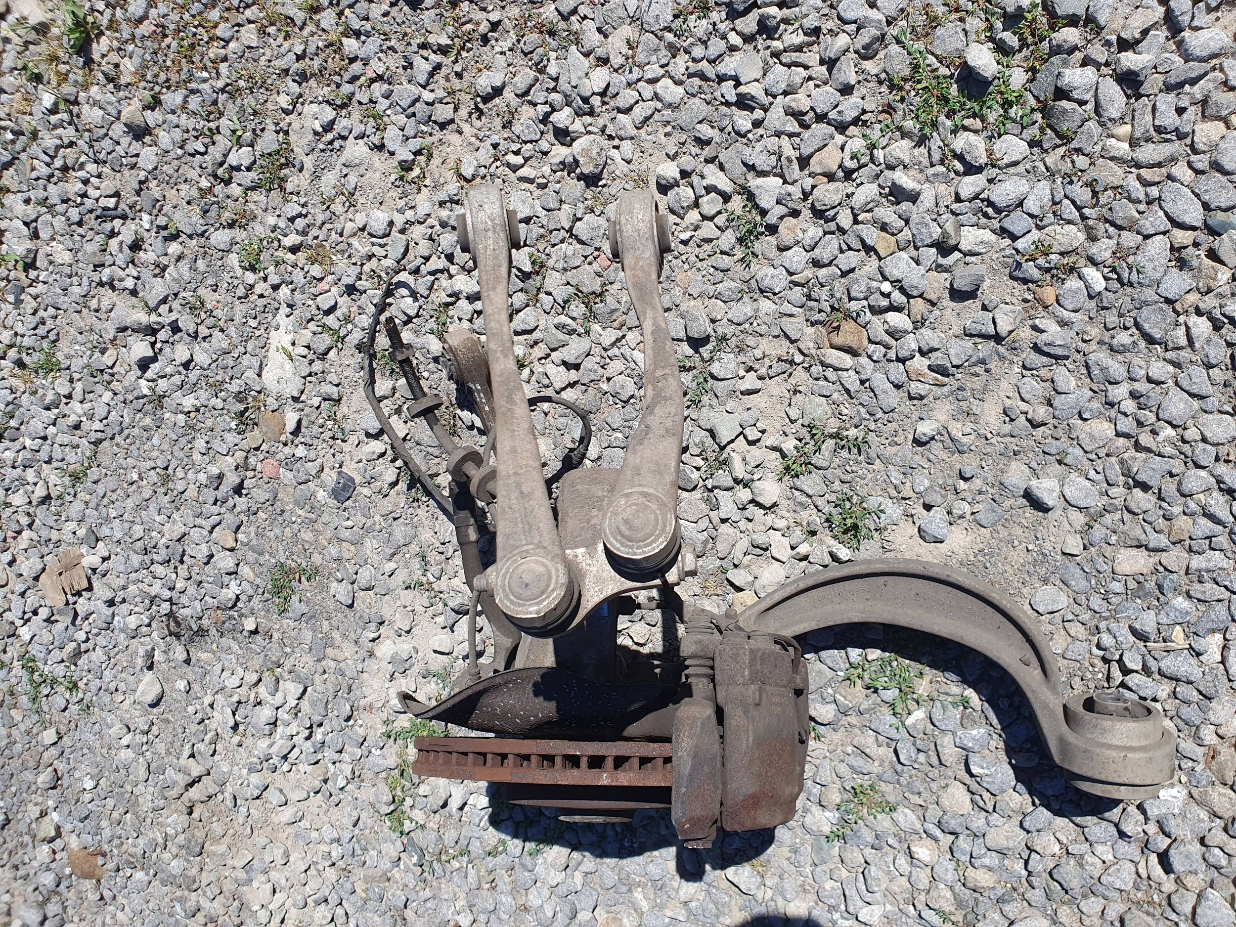 Audi Q5 8r 2.0 tdi 8k0407241ac OTOC LAVY LAVA PREDNÝ PREDNÁ