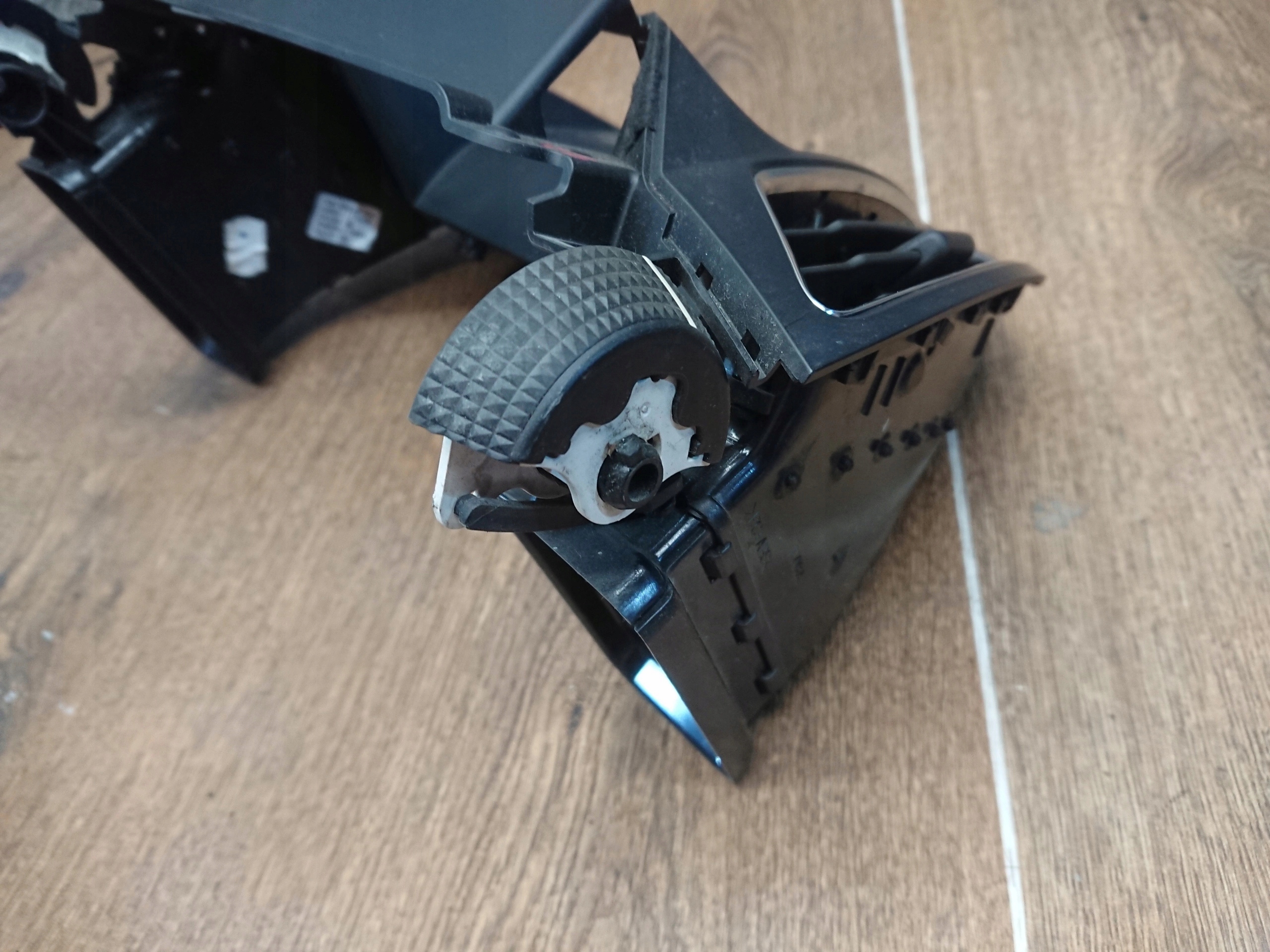 C MAX MK2 LIFT KONZOLA VÝDUCH FUKÁR KÚRENIA F1CB18835