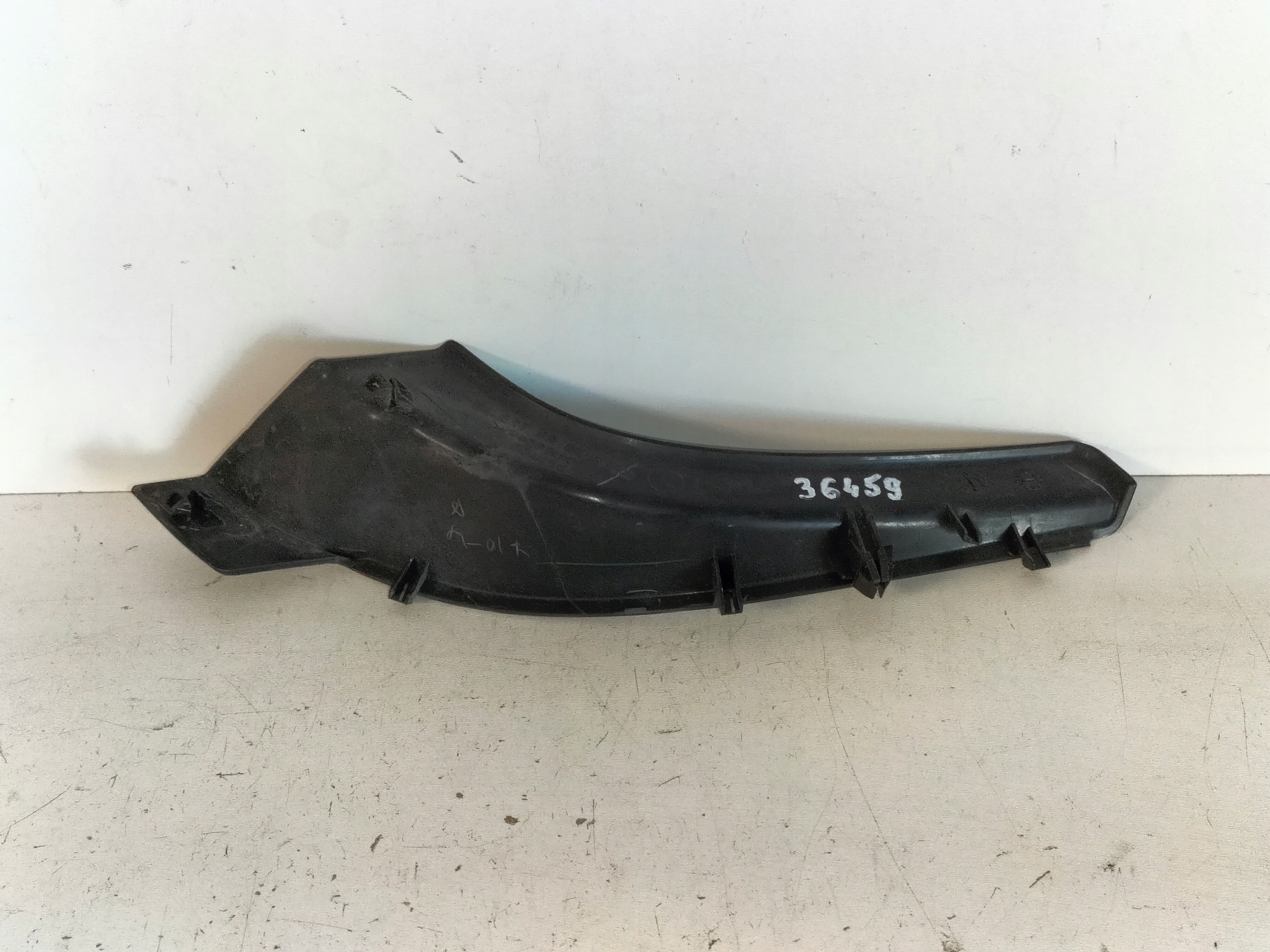 KRYTKA ZASLEPKA CELNEHO SKLA PRAVA MITSUBISHI SPACE STAR II 13-