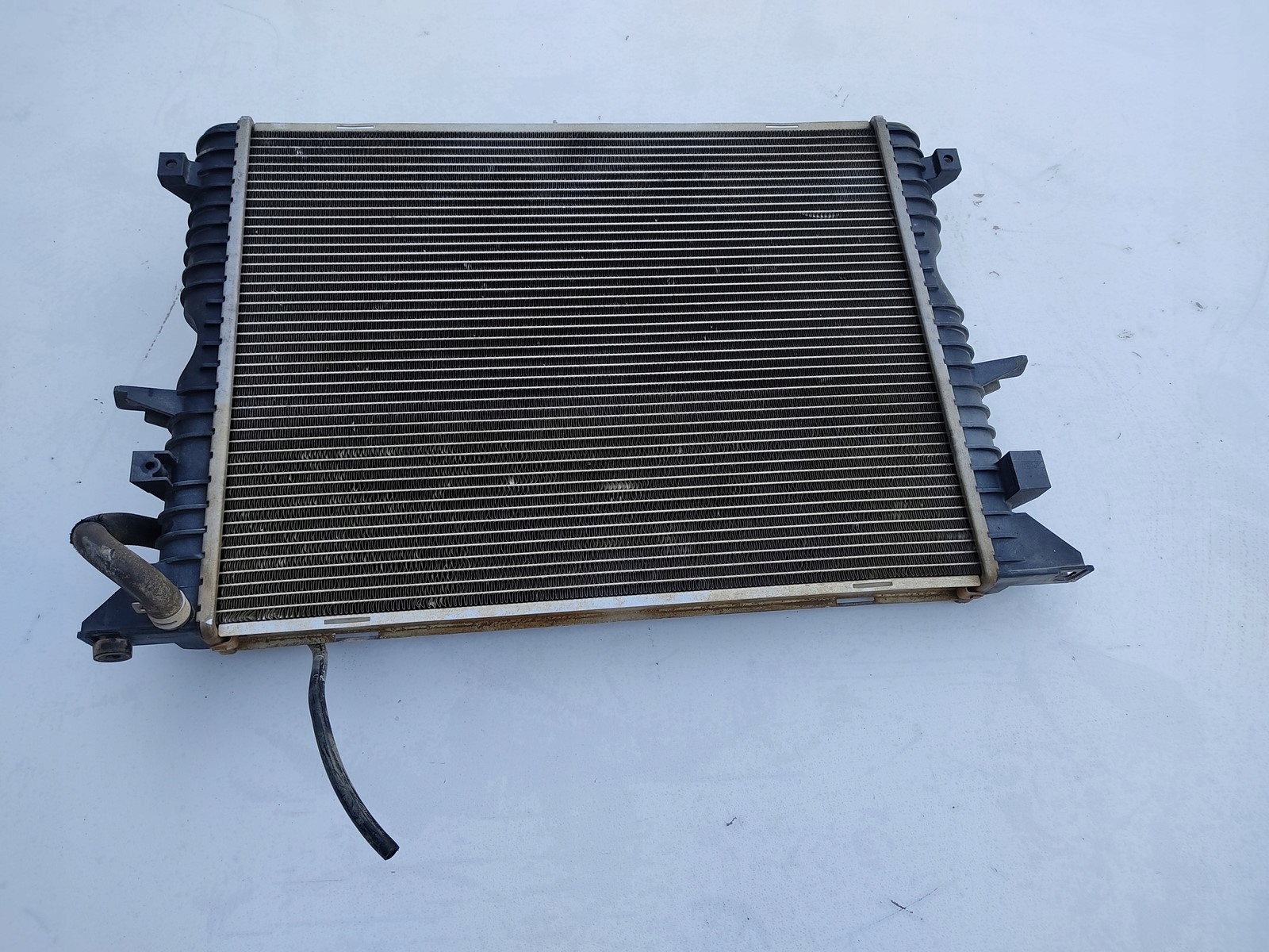 CHLADIC VODY LAND ROVER DEFENDER 2.4 TDCI 7H128T000AB 7H128T000 2007-2014