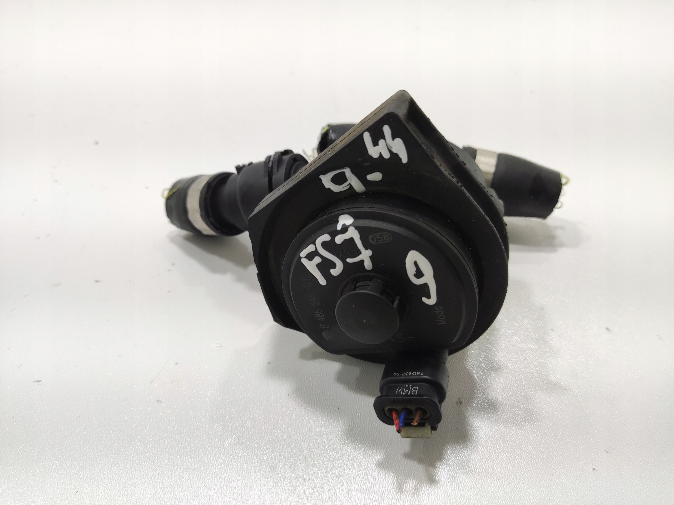 POMOCNÁ VODNÁ PUMPA MINI F55 F56 F57 2018-2021 8486848