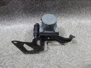 subaru forester II 2.5 STI KOCKA ABS 0265800492 subaru forester II 2.5 STI KOCKA ABS 0265800492
